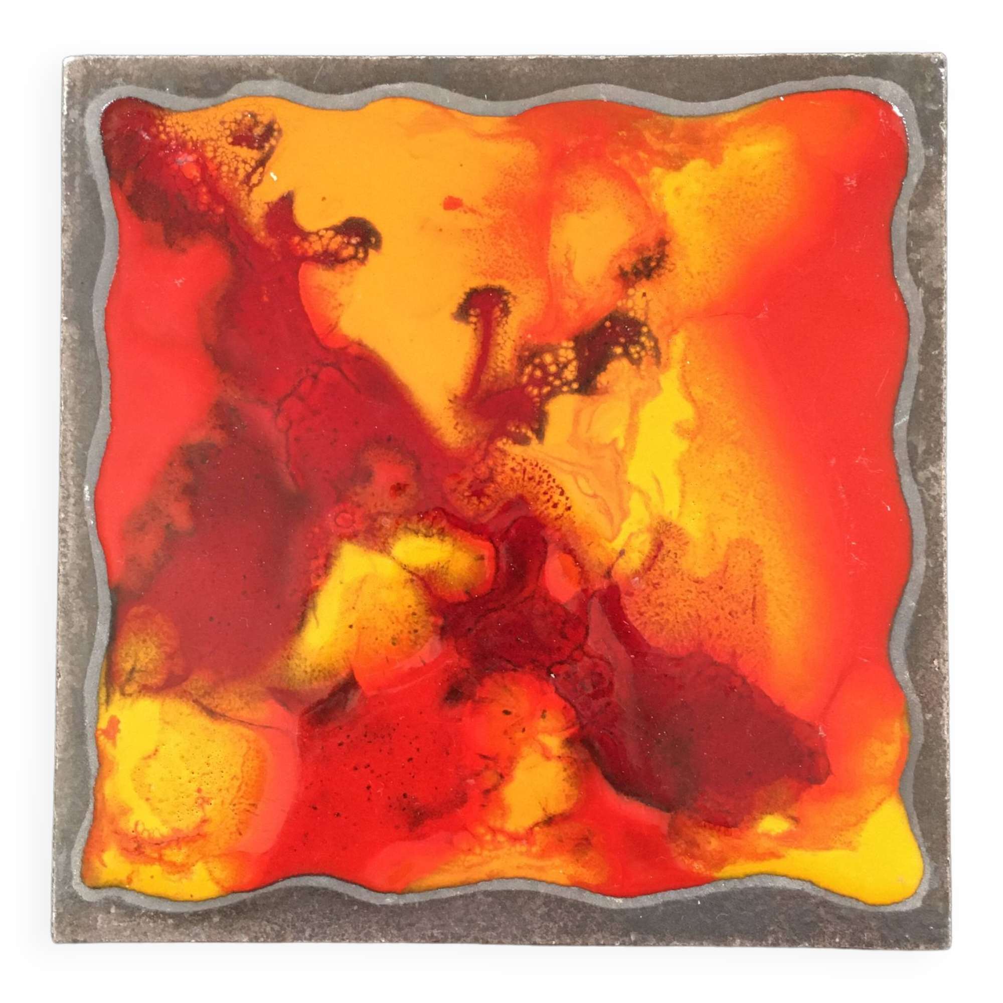 Enamelled lava trivet