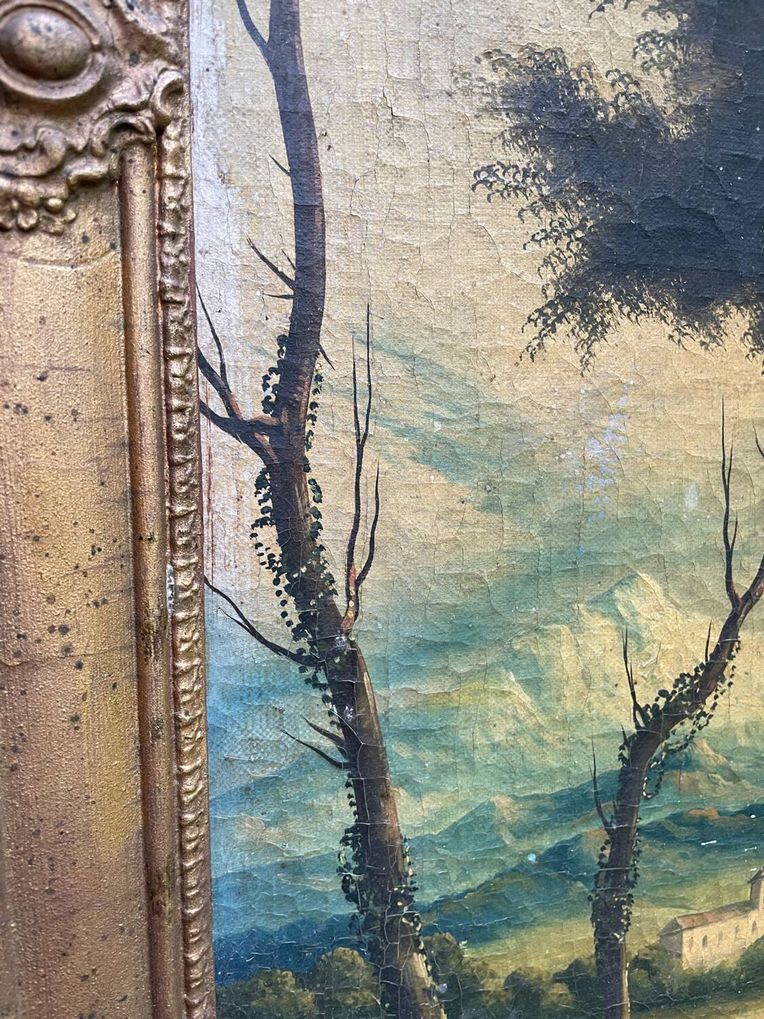 Mantelpiece mirror with bergère