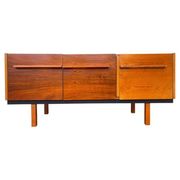Buffet en bois au design simple des années 1940 par UP zavody - Tchécoslovaquie