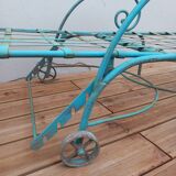 Lot 2 chaises longues anciennes fer forgé et ses 2 guéridons