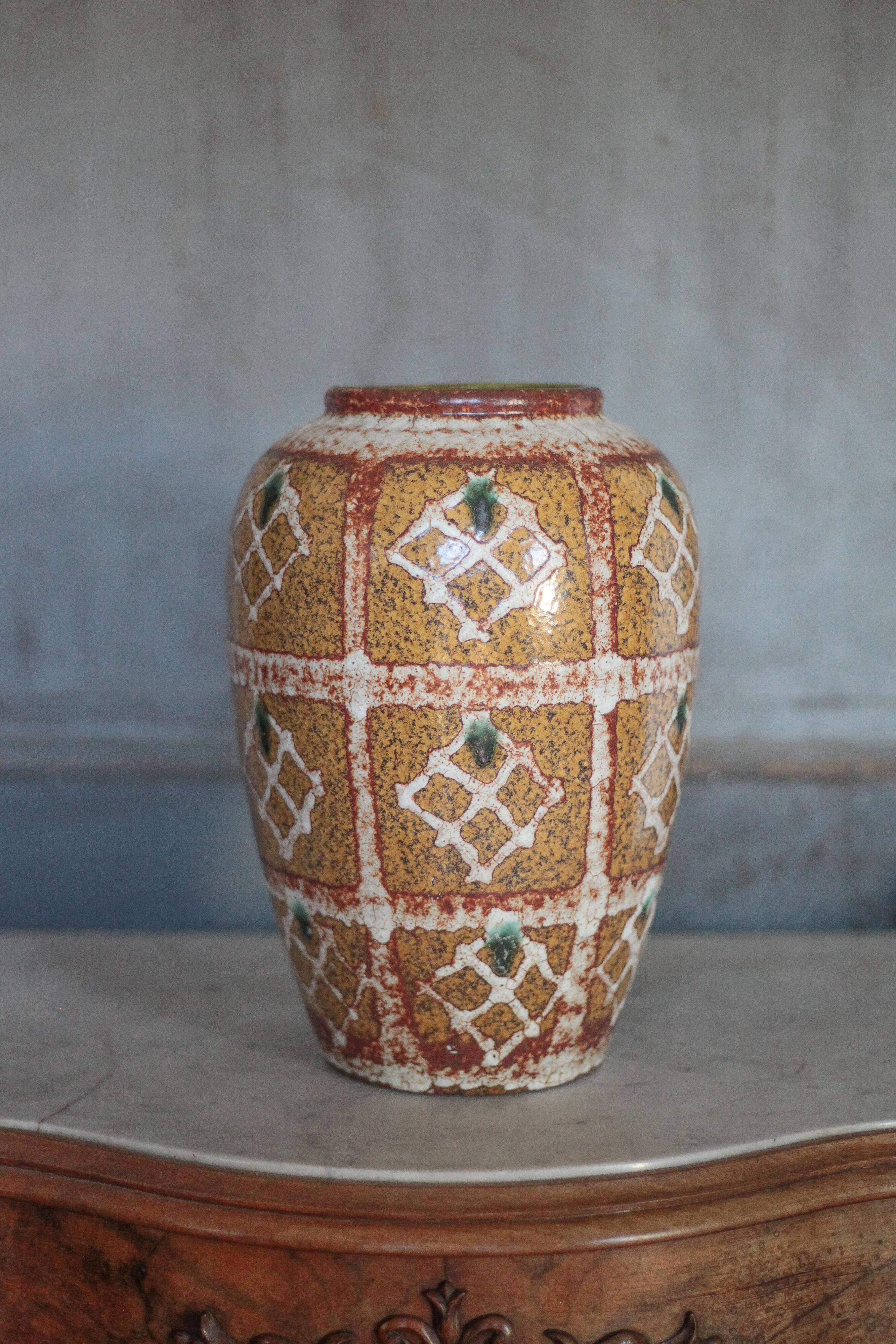 West German Jasba Keramik vase, marked 126/28, flower pot
