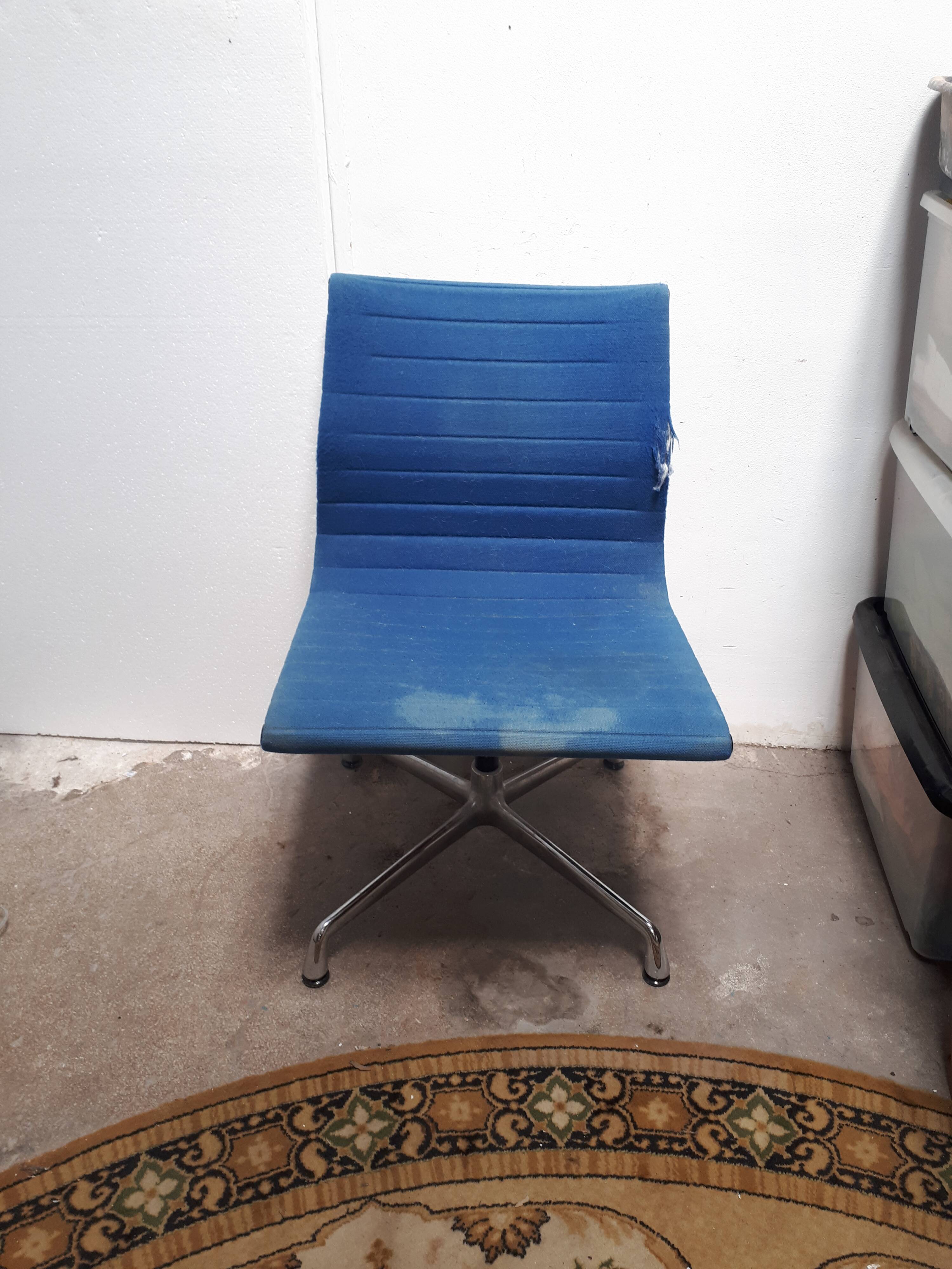 Office chair living room eames ea 106 aluminum group vitra vintage 80s