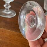 Set of 7 Caron model wine glasses in Baccarat flat-sided crystal