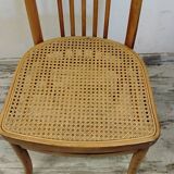 Chaise en bois cannée modèle " Eden"