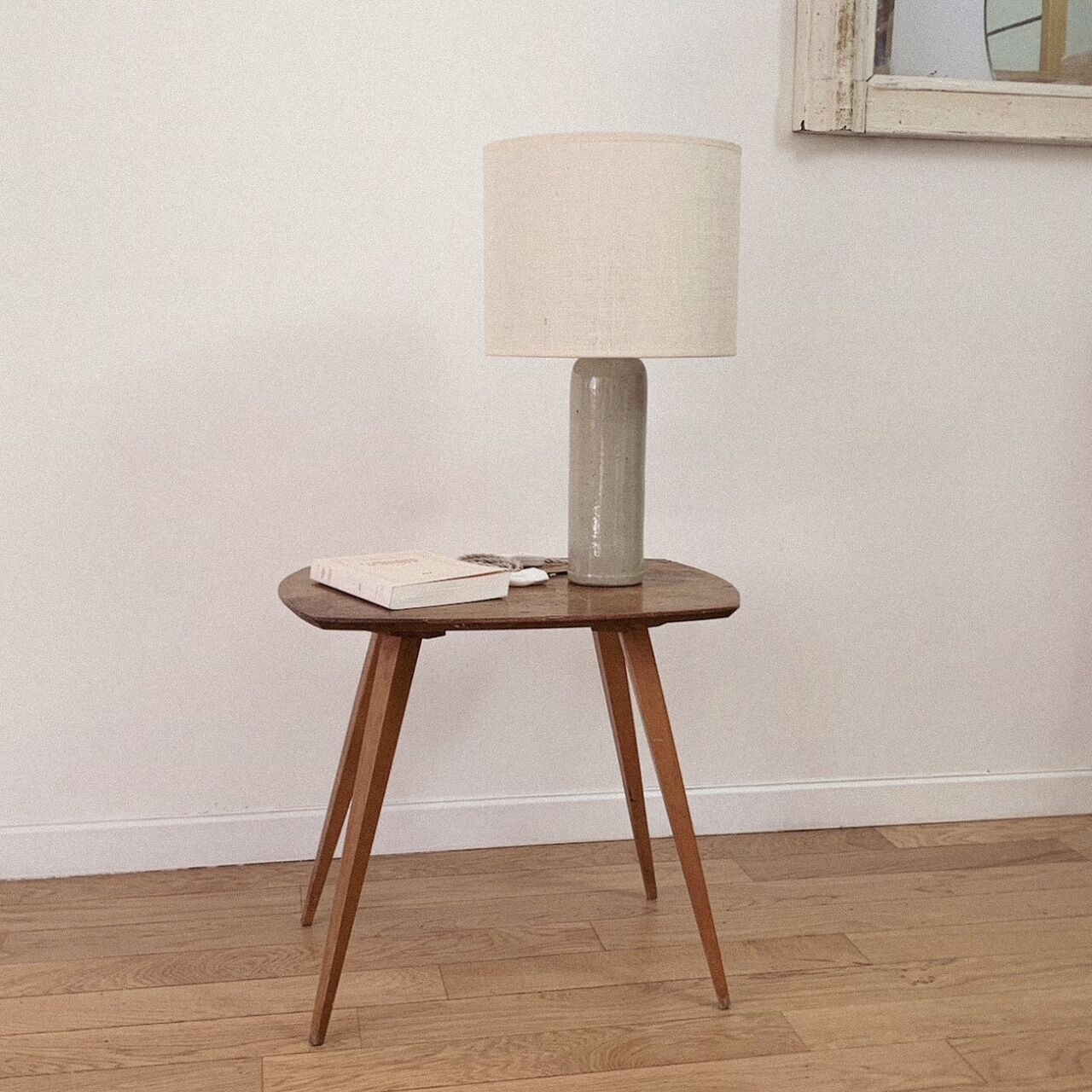 Lampe Grès et jute tissée
