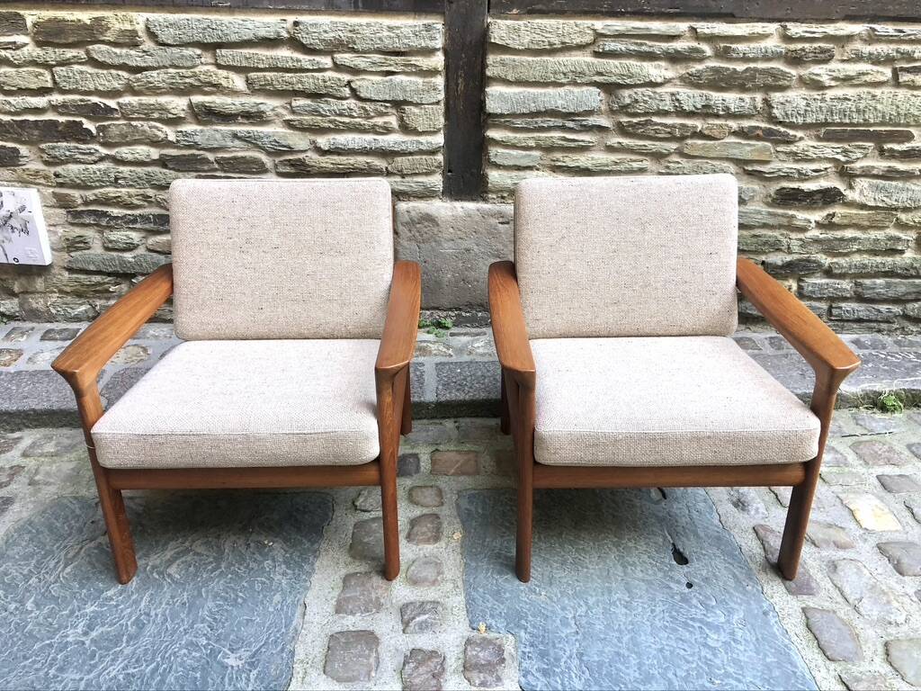 Pair of Danish armchairs 1970