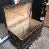 Transport trunk