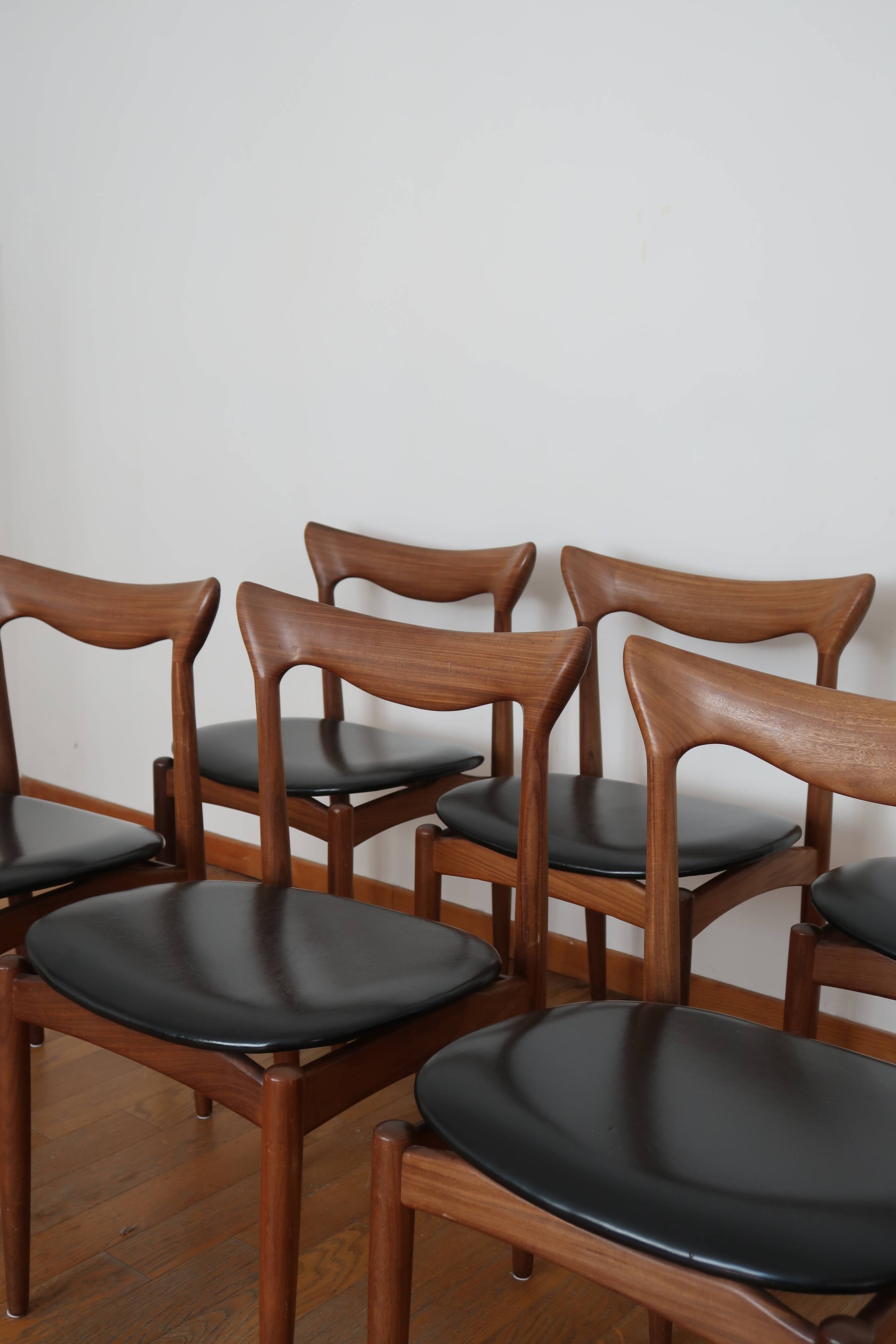 6 chairs skaï teck Bramin made in Denmark