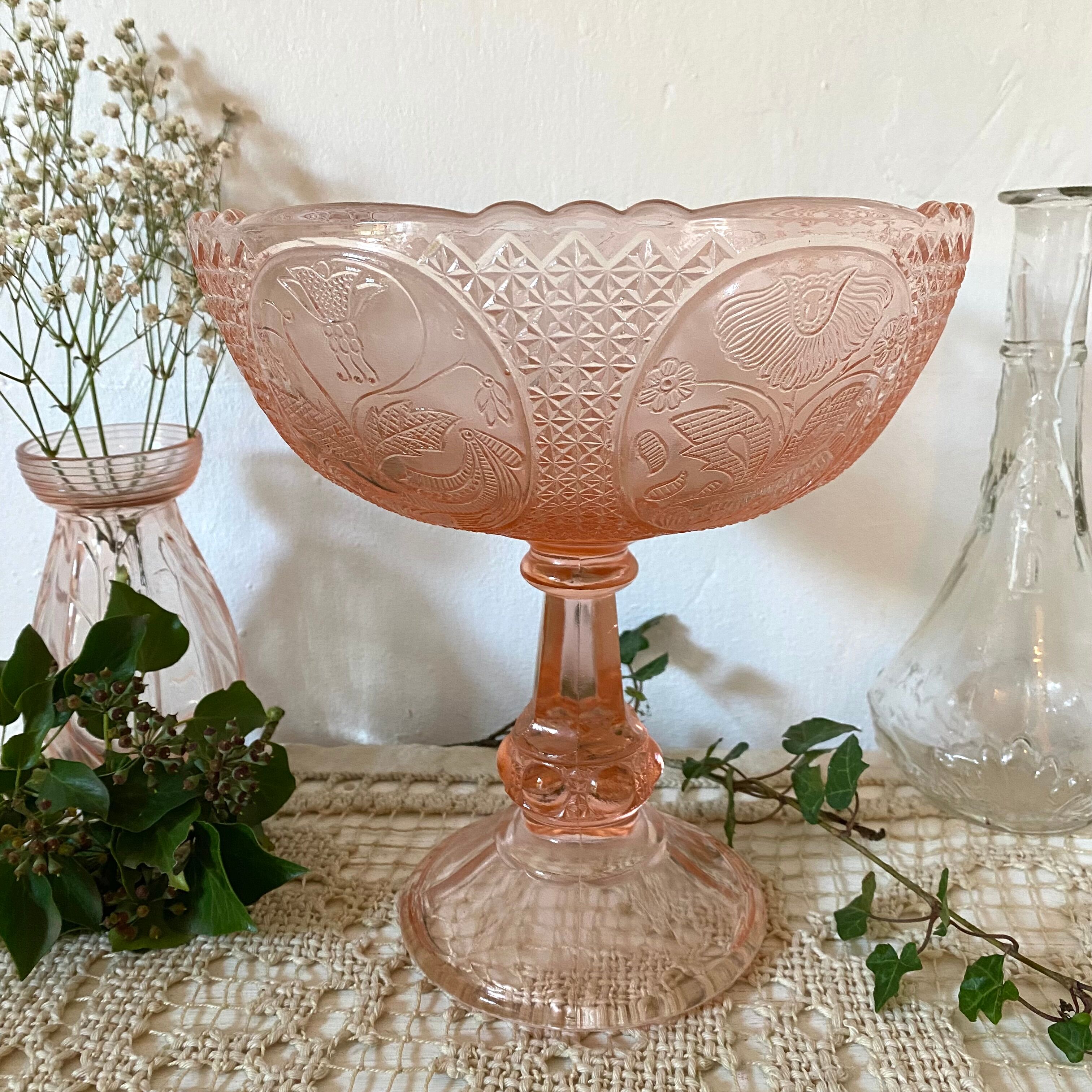 Glass fruit cup