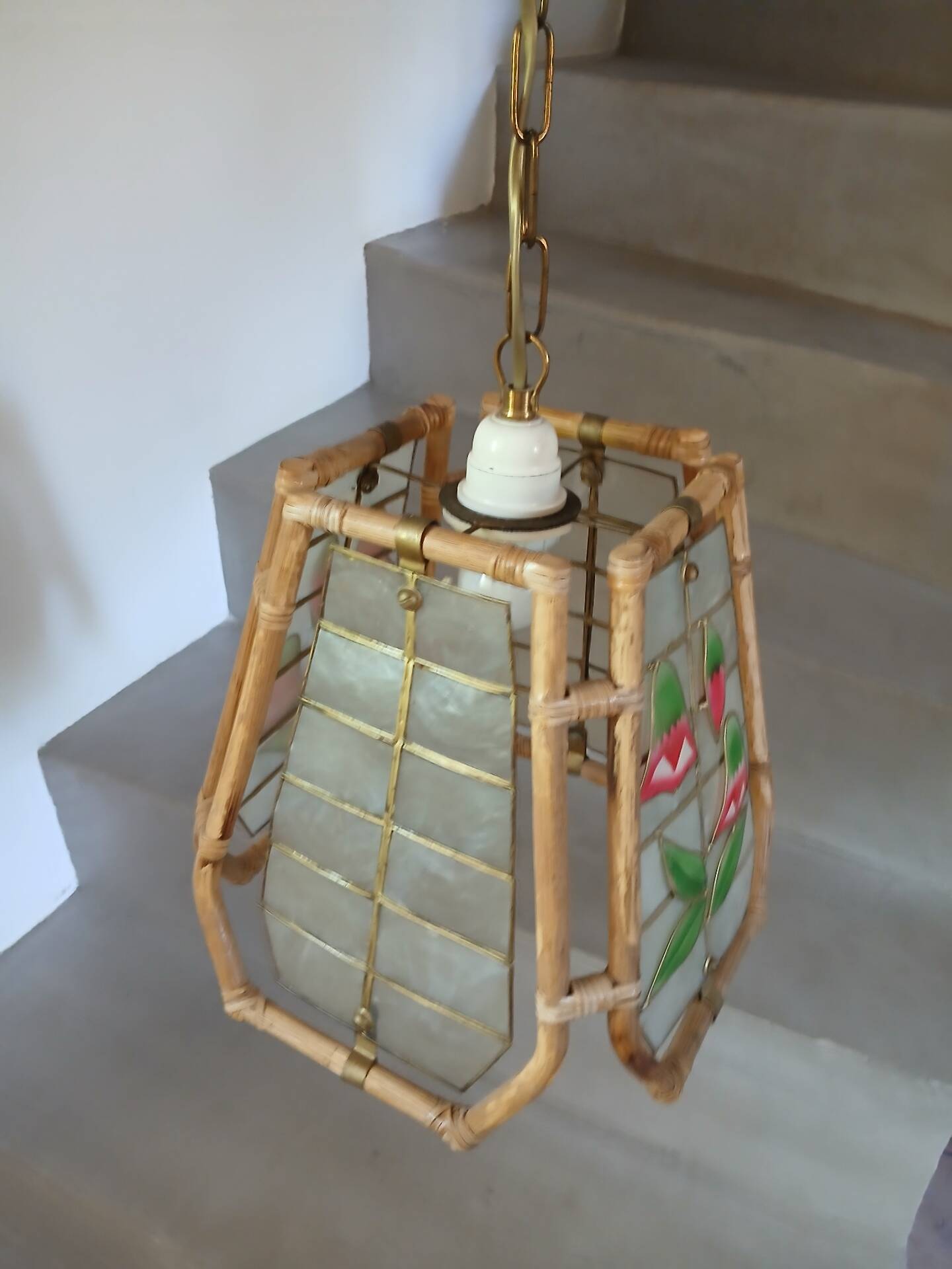 Suspension vintage rotin et nacre
