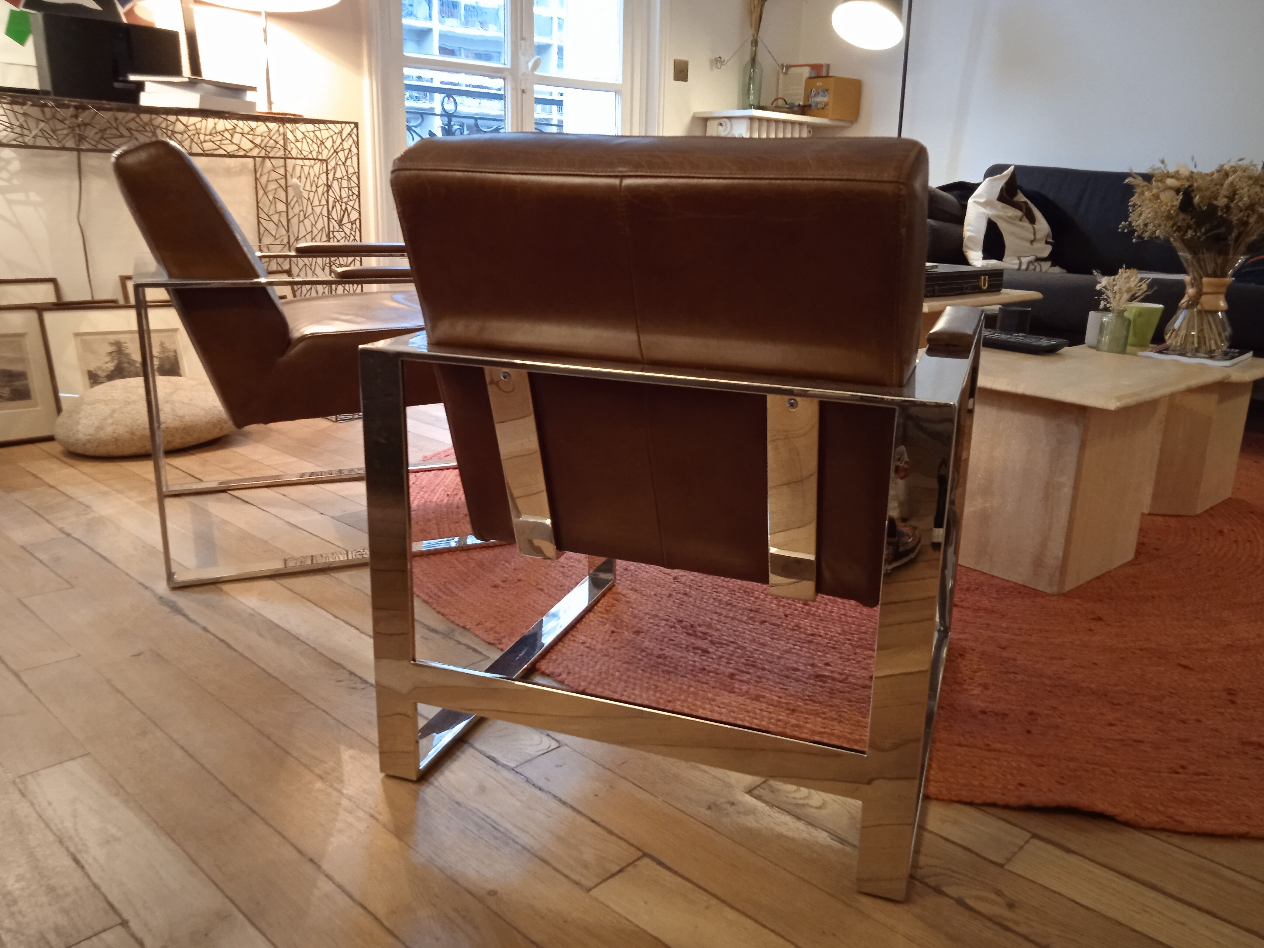Paire de fauteuils vintages