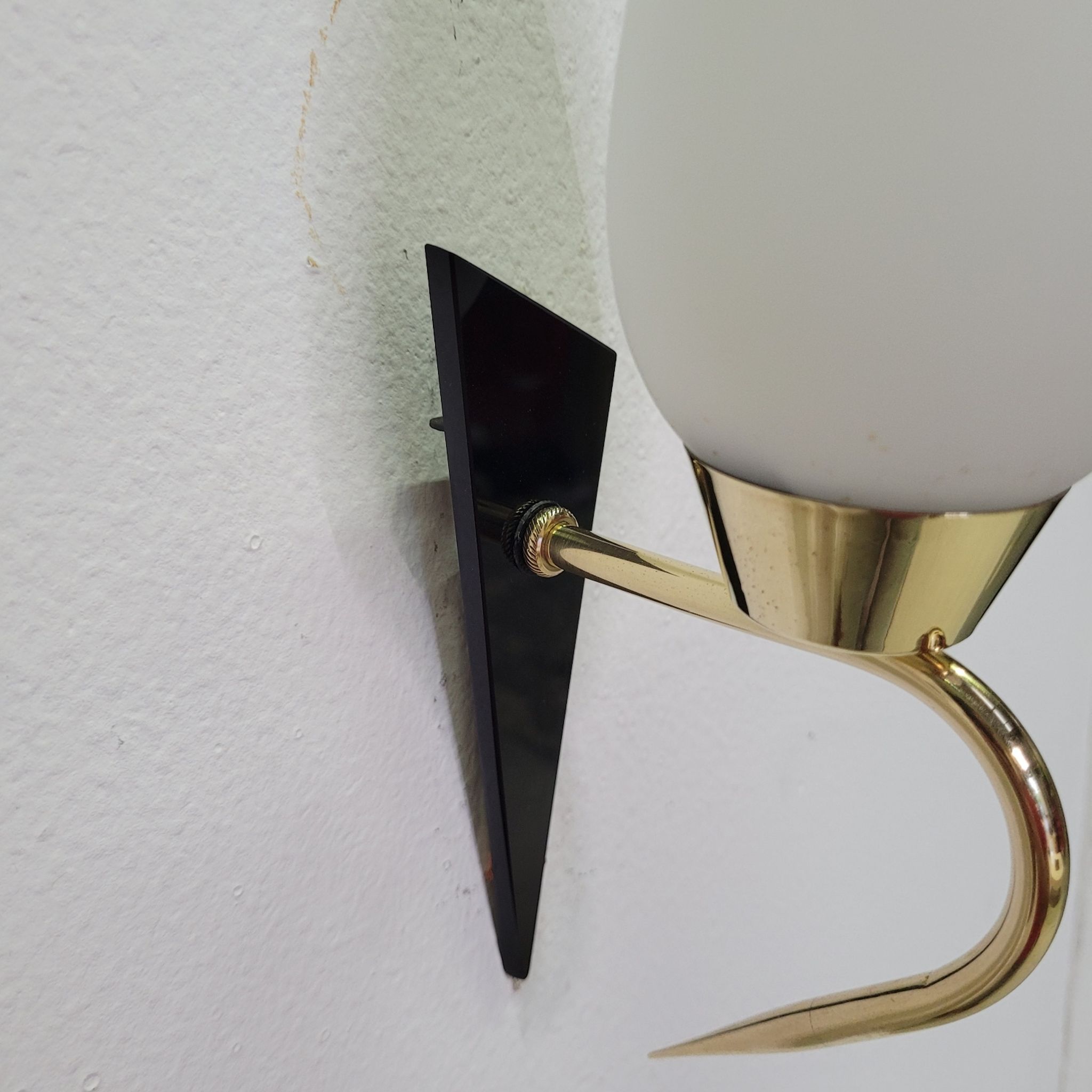 Pair of Arlus wall lights in brass, opaline and lacquered glass from the 1950s