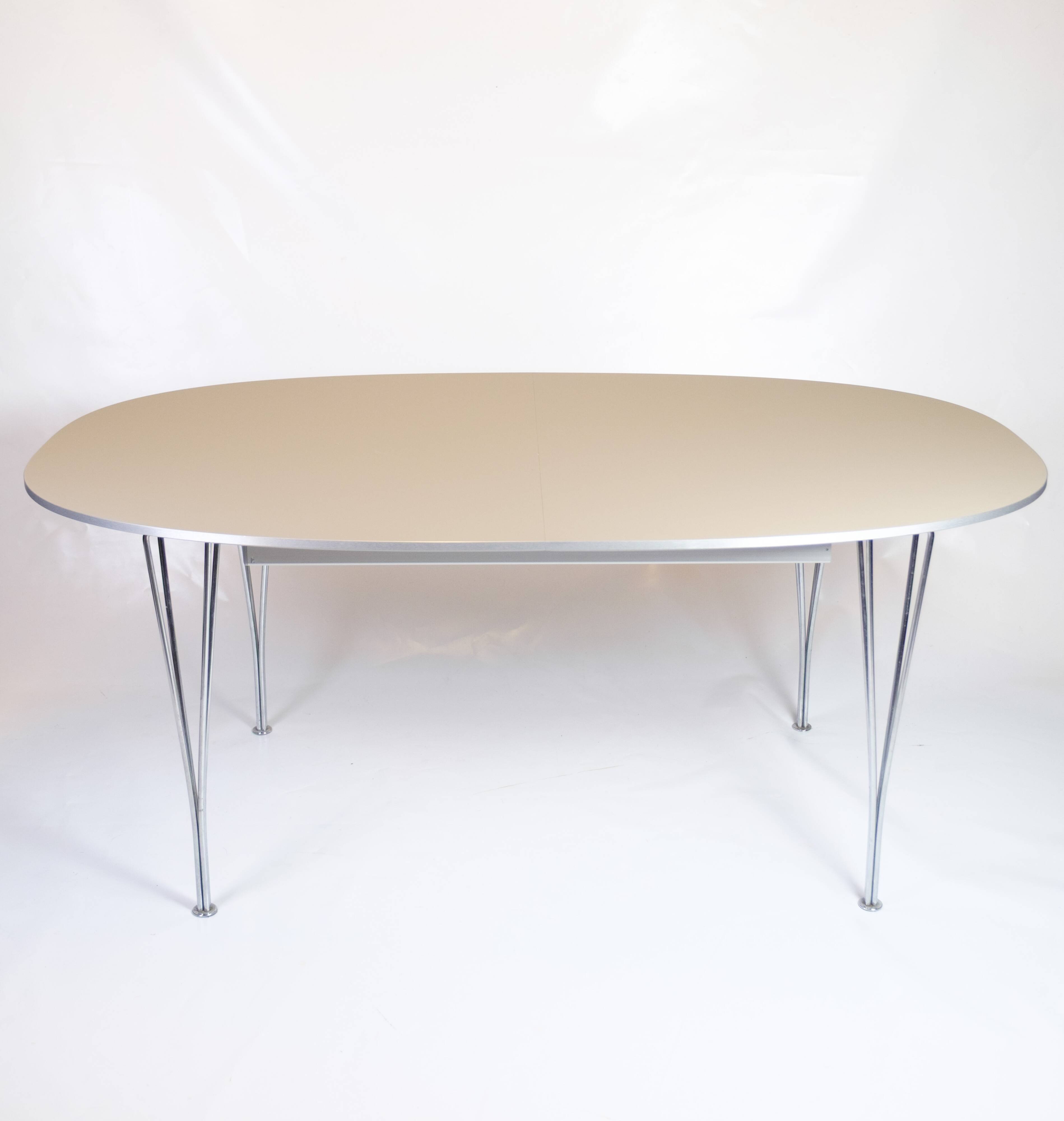 Superellipse Dining Table Model B616 With Grey Laminate By Piet Hein