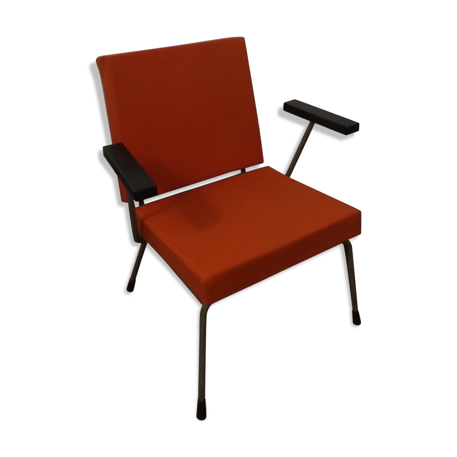 Armchair 1401 by Wim Rietveld edited by Gispen