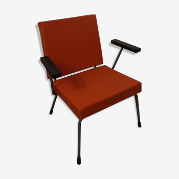 Armchair 1401 by Wim Rietveld edited by Gispen