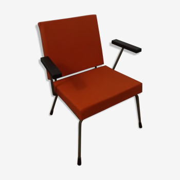 Fauteuil 1401 de Wim Rietveld édité par Gispen