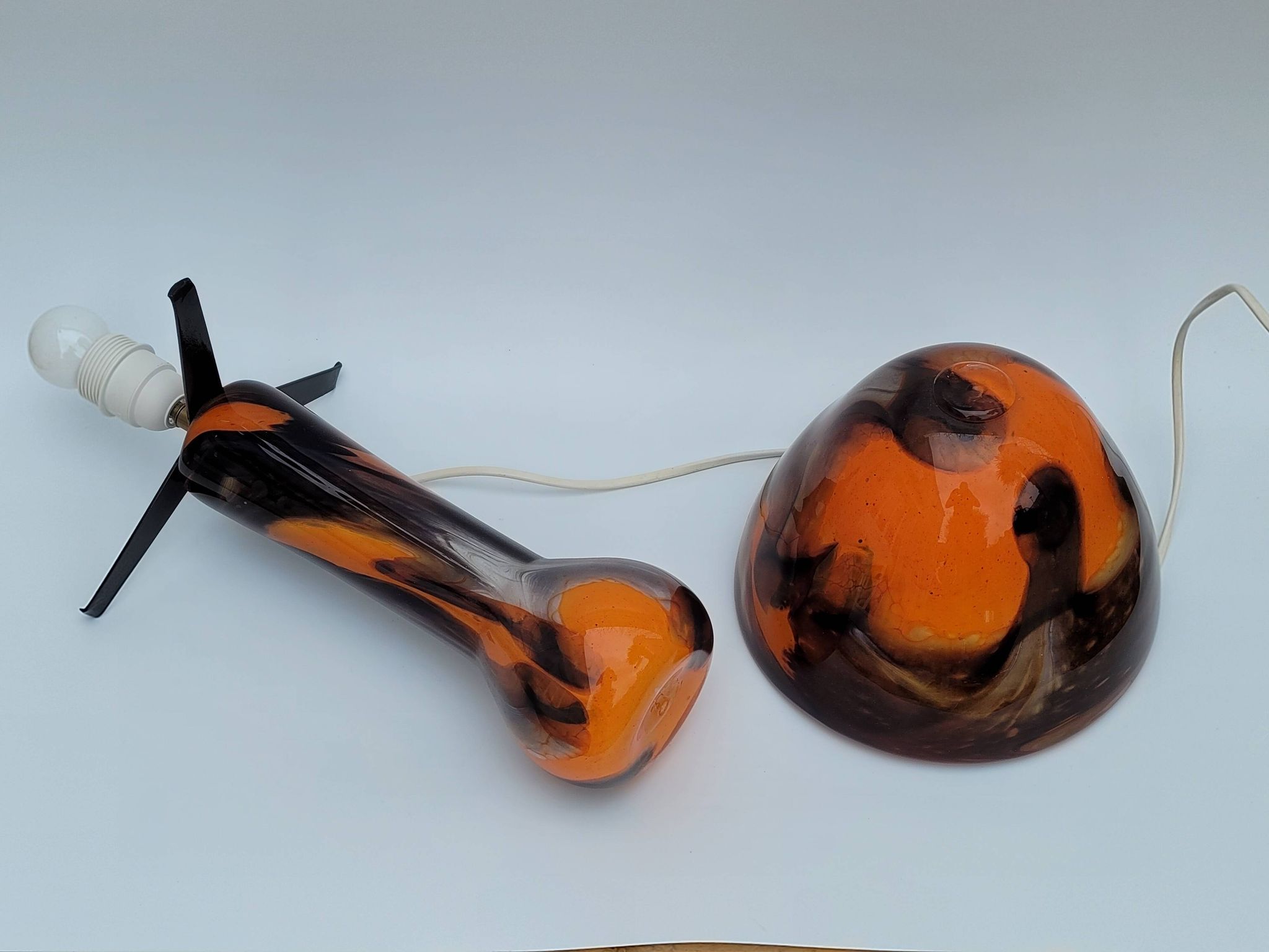 Vintage champion orange Murano glass lamp