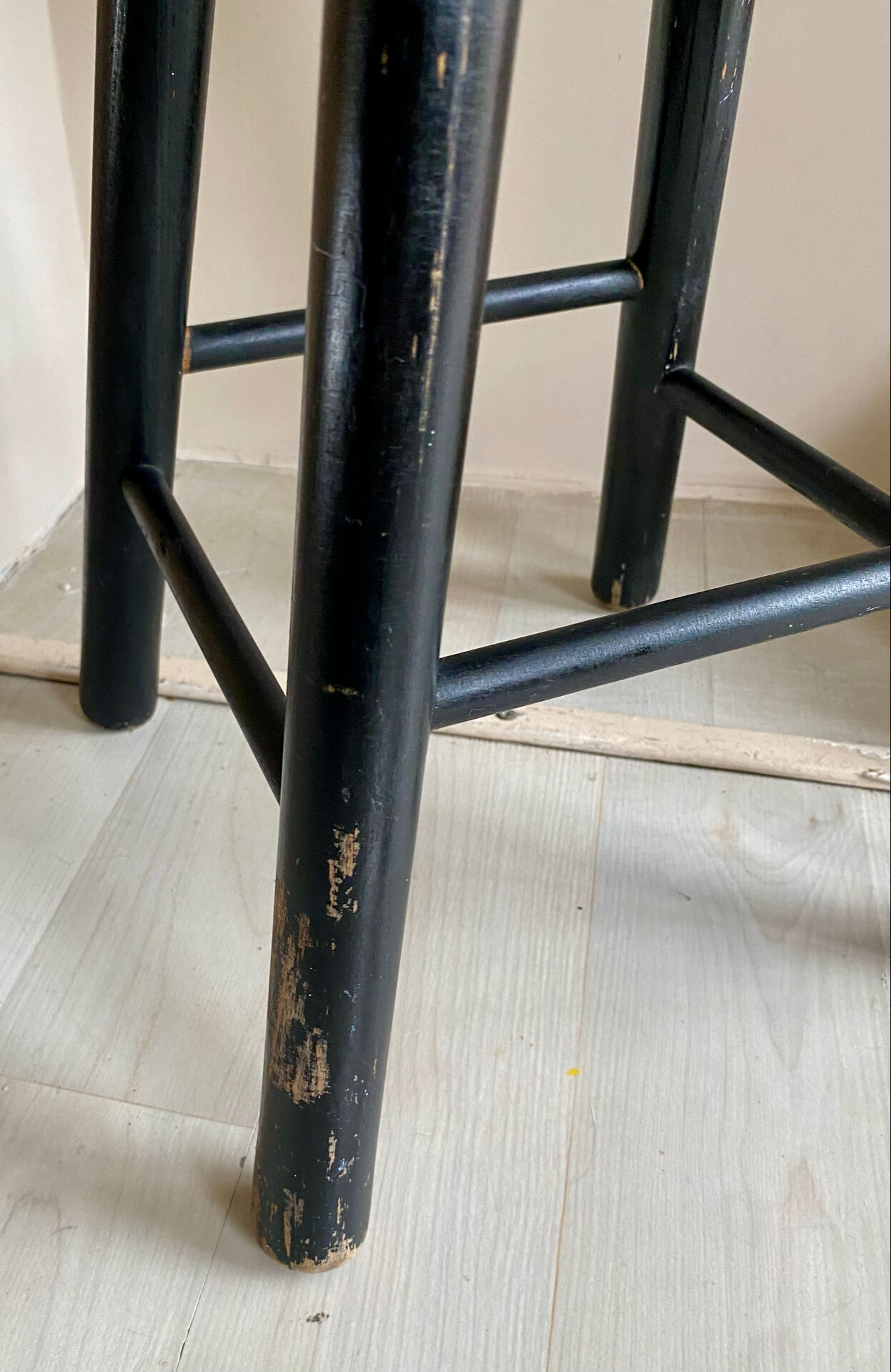 Brutalist stool workshop