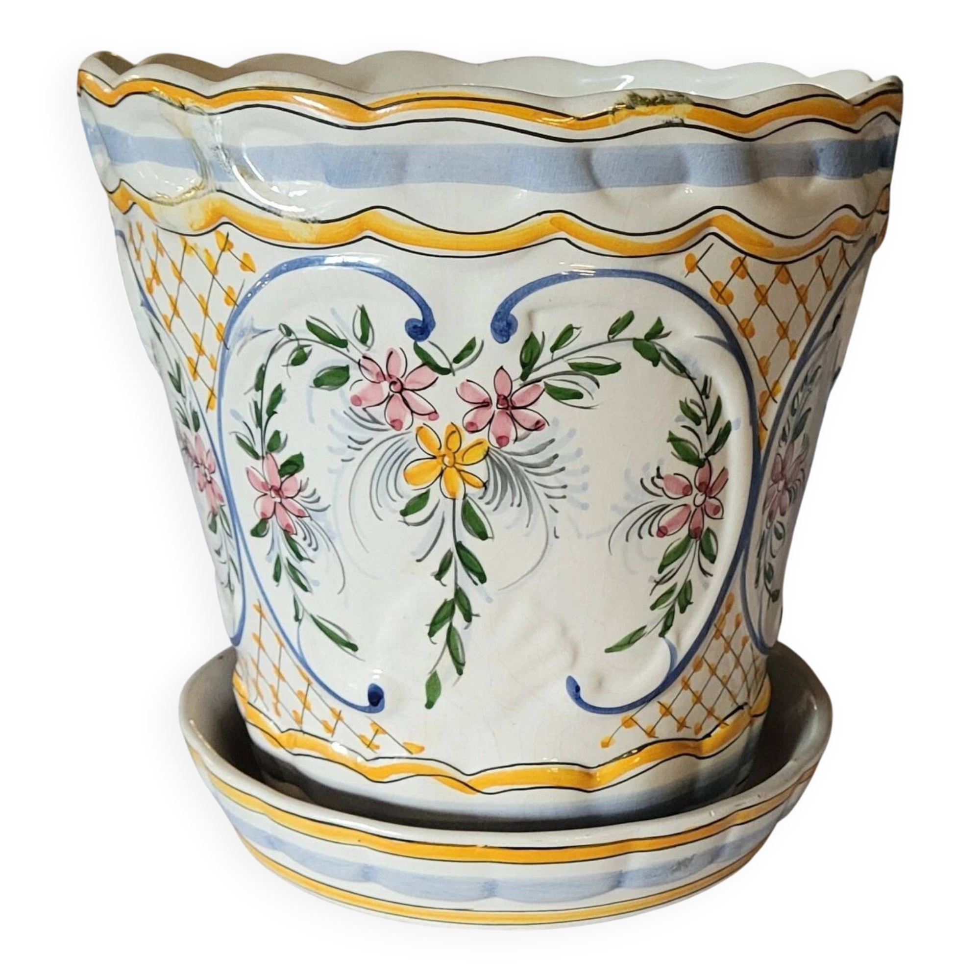 Cache-pot en faïence, décoré à la main de motifs floraux et volutes