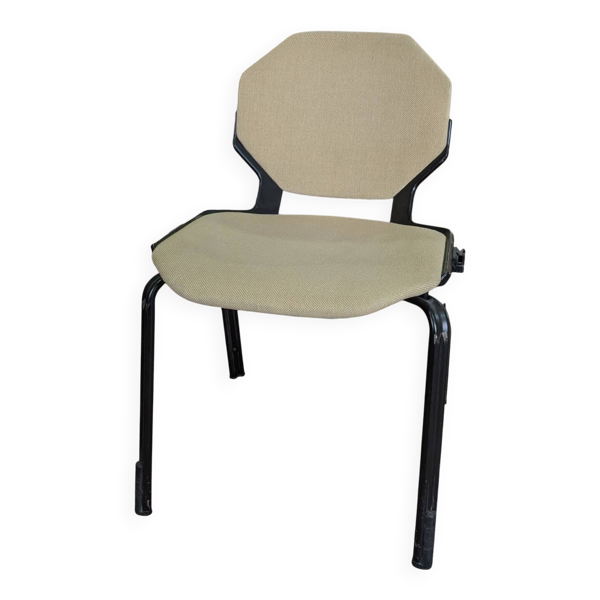 Stock de 100 chaises vintage fröscher sitform (1983) - ouvert aux offres.