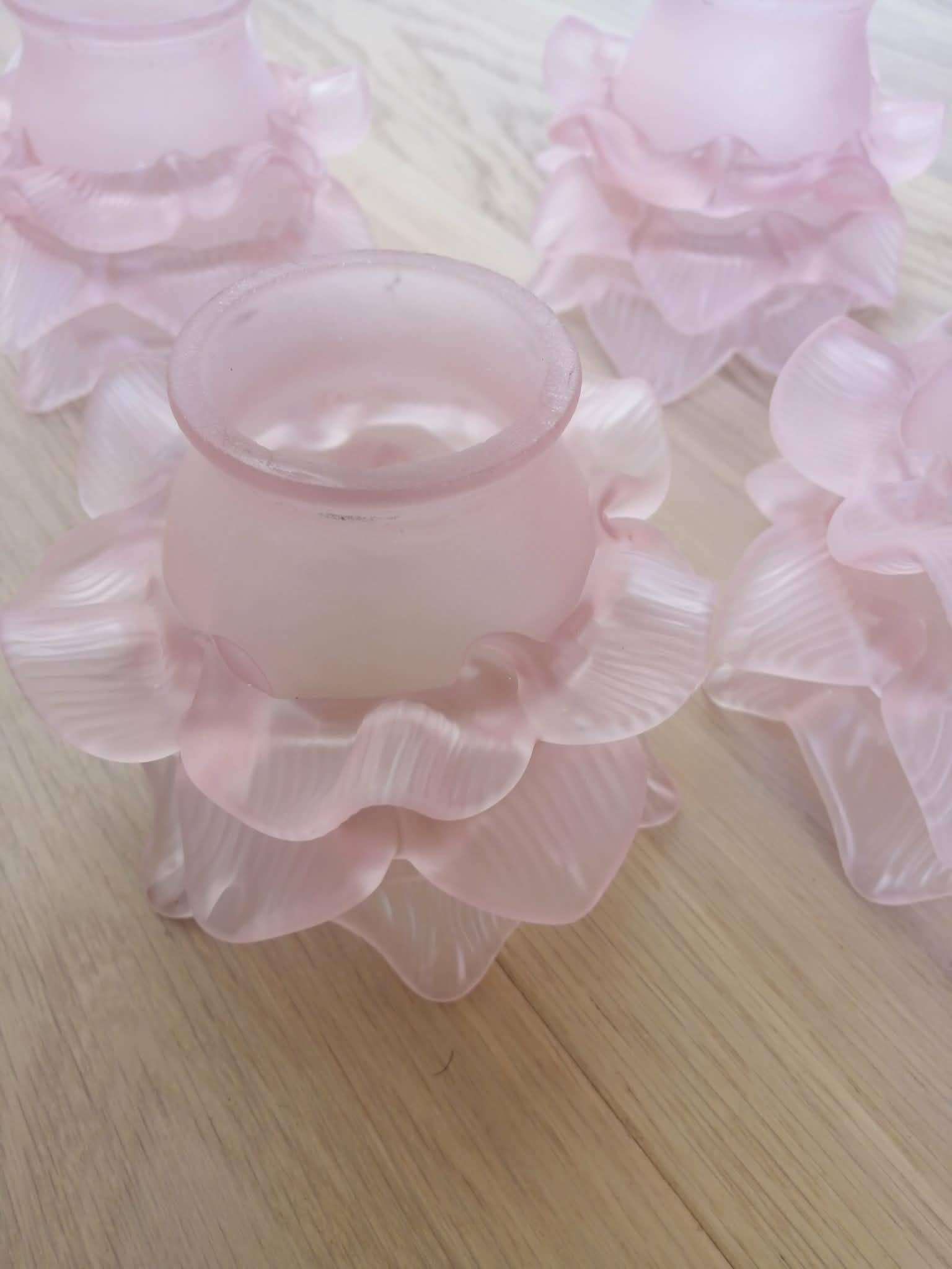 Lot de 4 tulipes roses art déco en pâte de verre