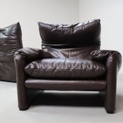 Pair of Maralunga leather armchairs by Vico Magistretti for Cassina, 1974