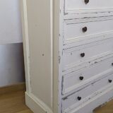 Chest of drawers
