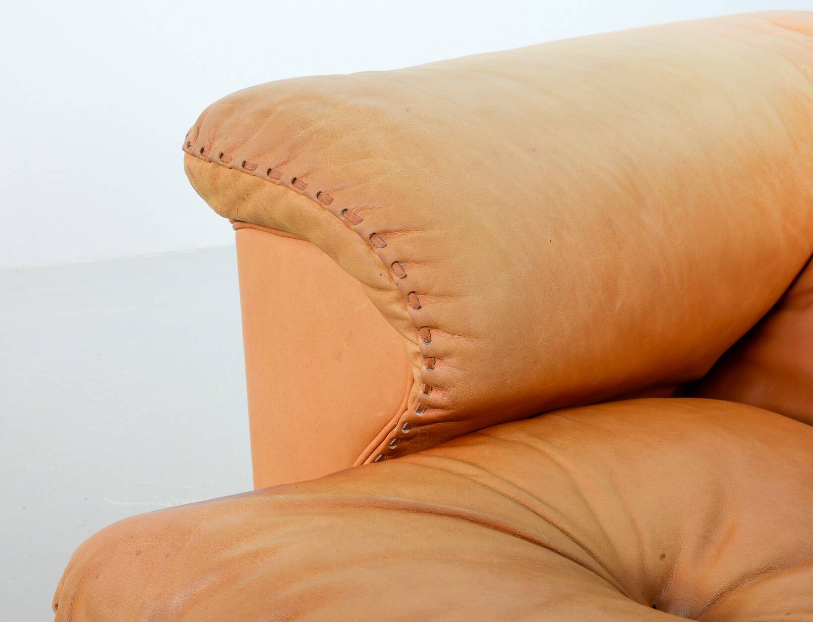 Striking De Sede DS101 Cognac Leather Lounge Chair DS17. Switzerland, 1970s