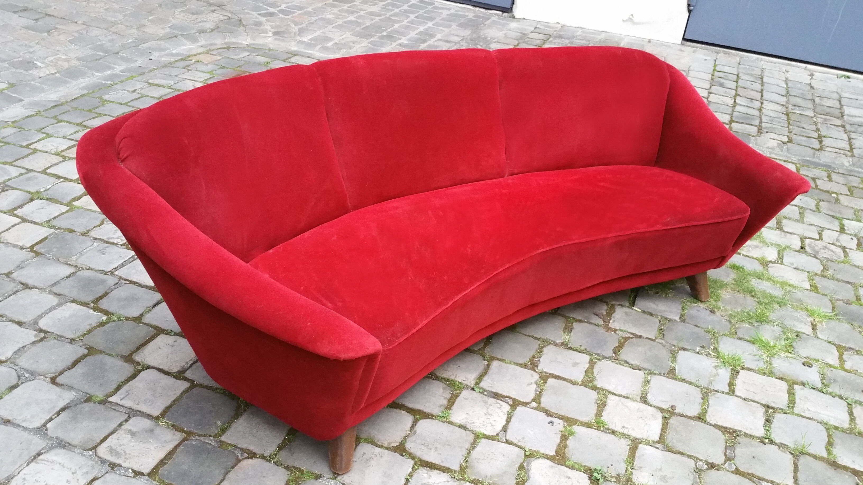 Arc years 50/60 Curved Arc styl Italian sofa