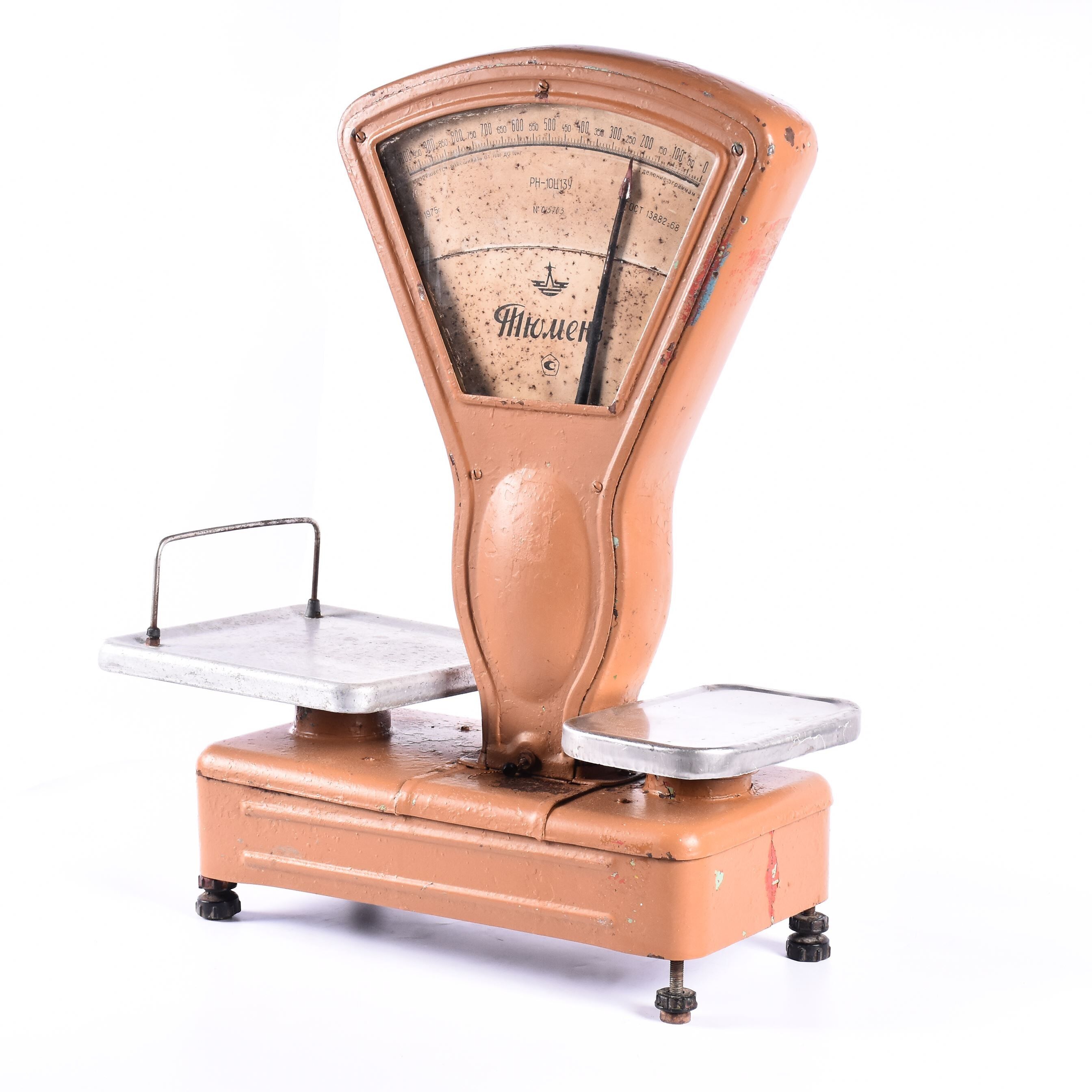 Old kitchen scale