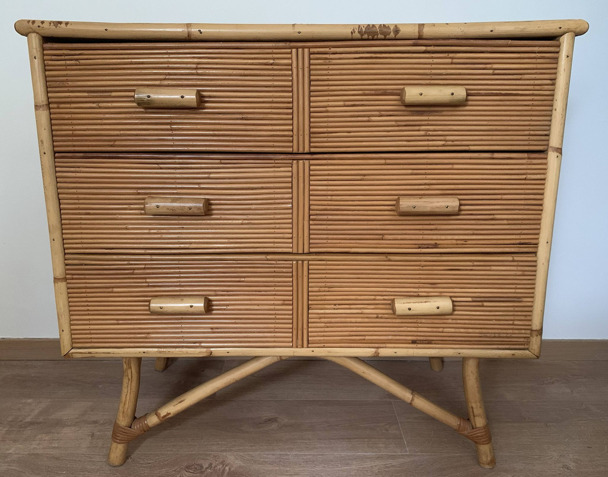 3-drawer rattan/bamboo chest of drawers attributed to Adrien Audoux and Frida Minnet. Circa 1950