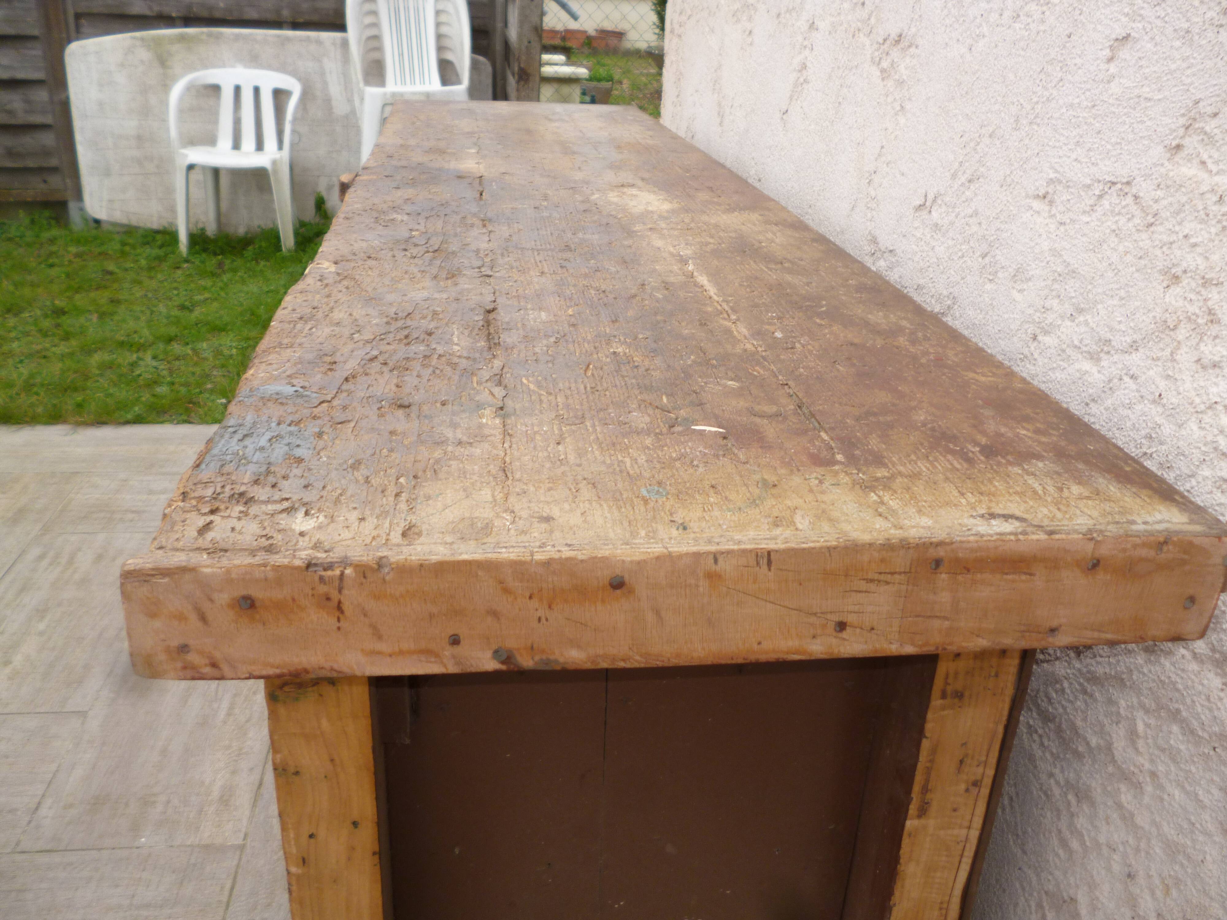 Workbench cabinet with 11 drawers