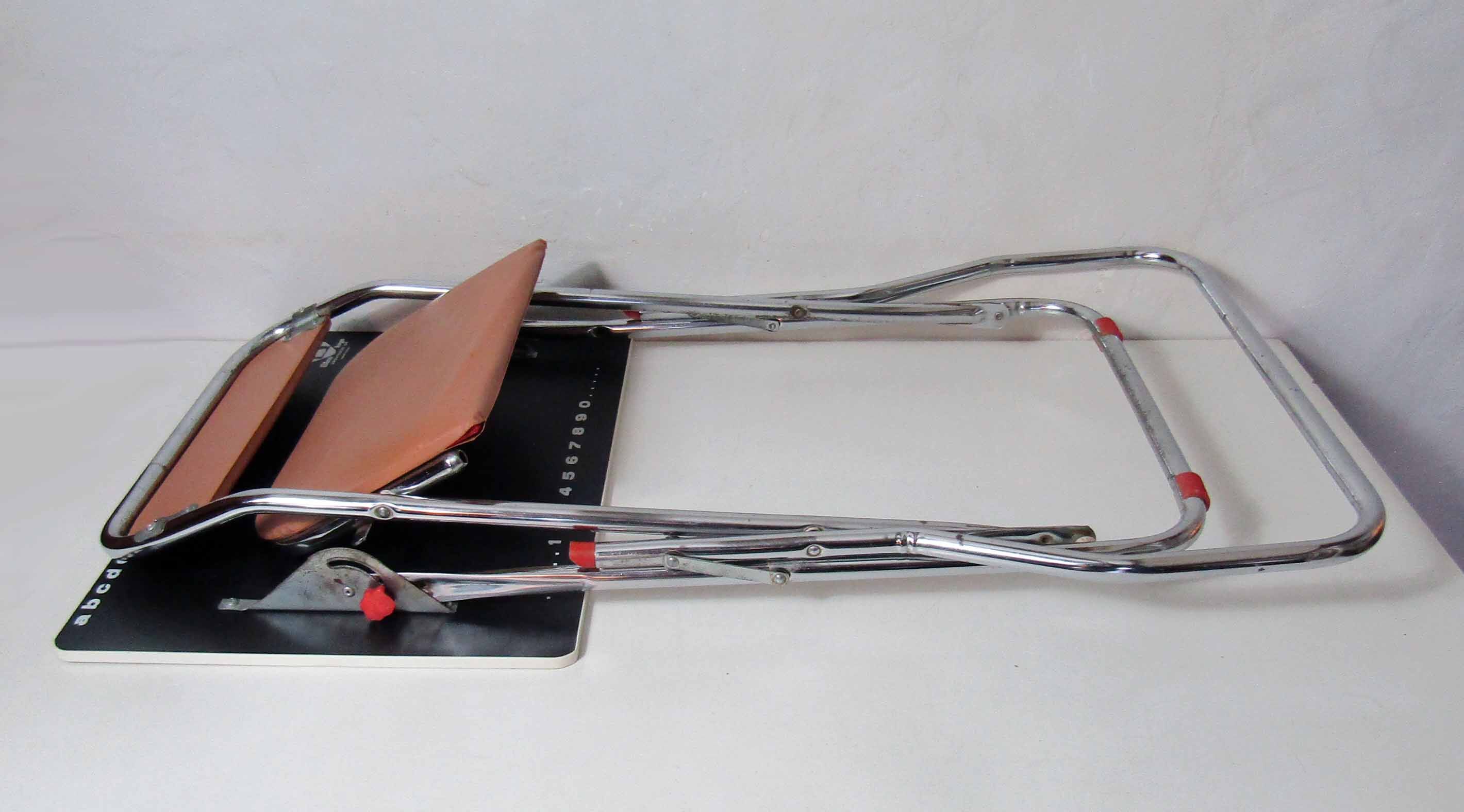 Former foldable gico desk for children chrome skai formica
