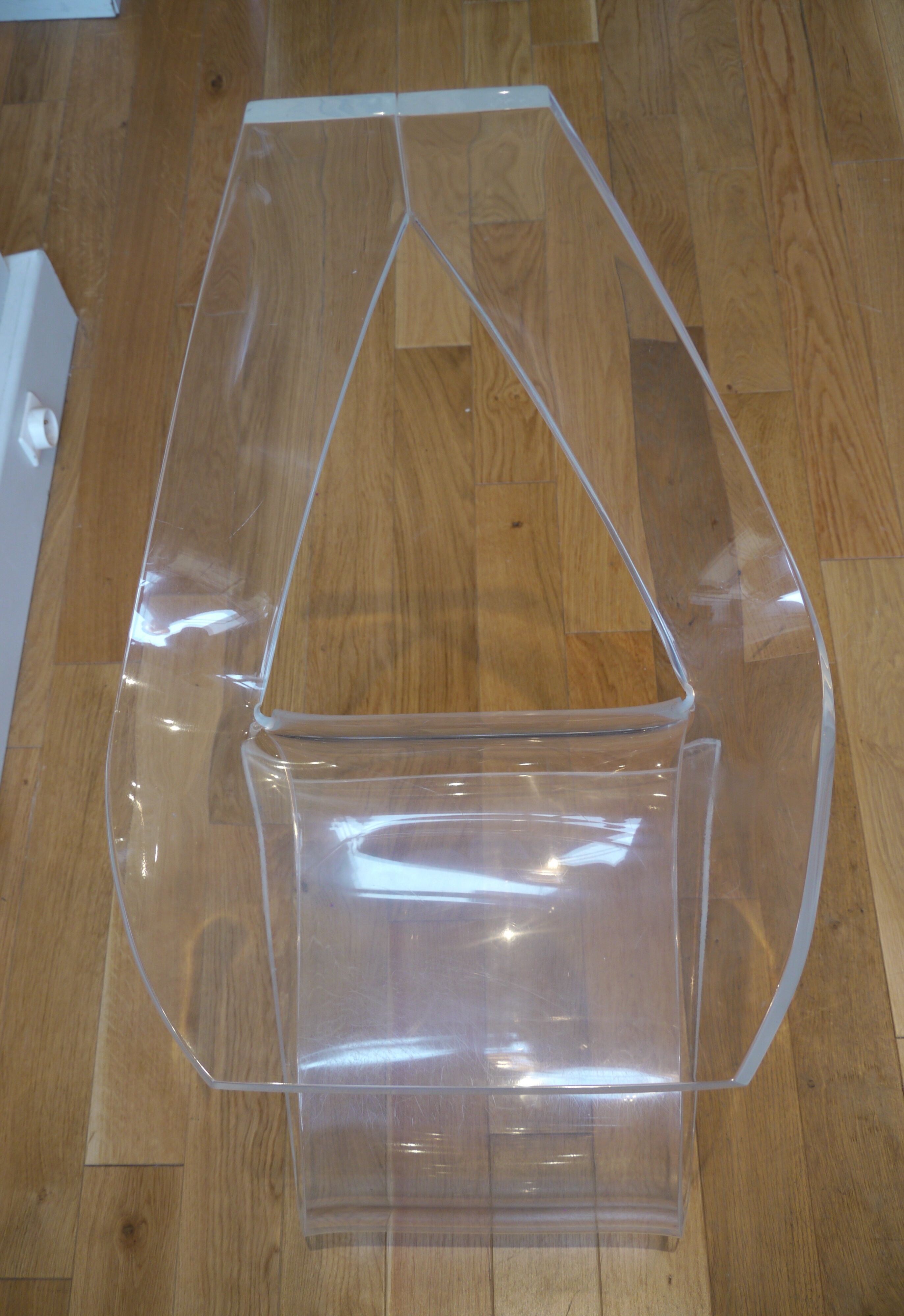 Chaise Lucite transparente en plexiglas par michel dumas 1970