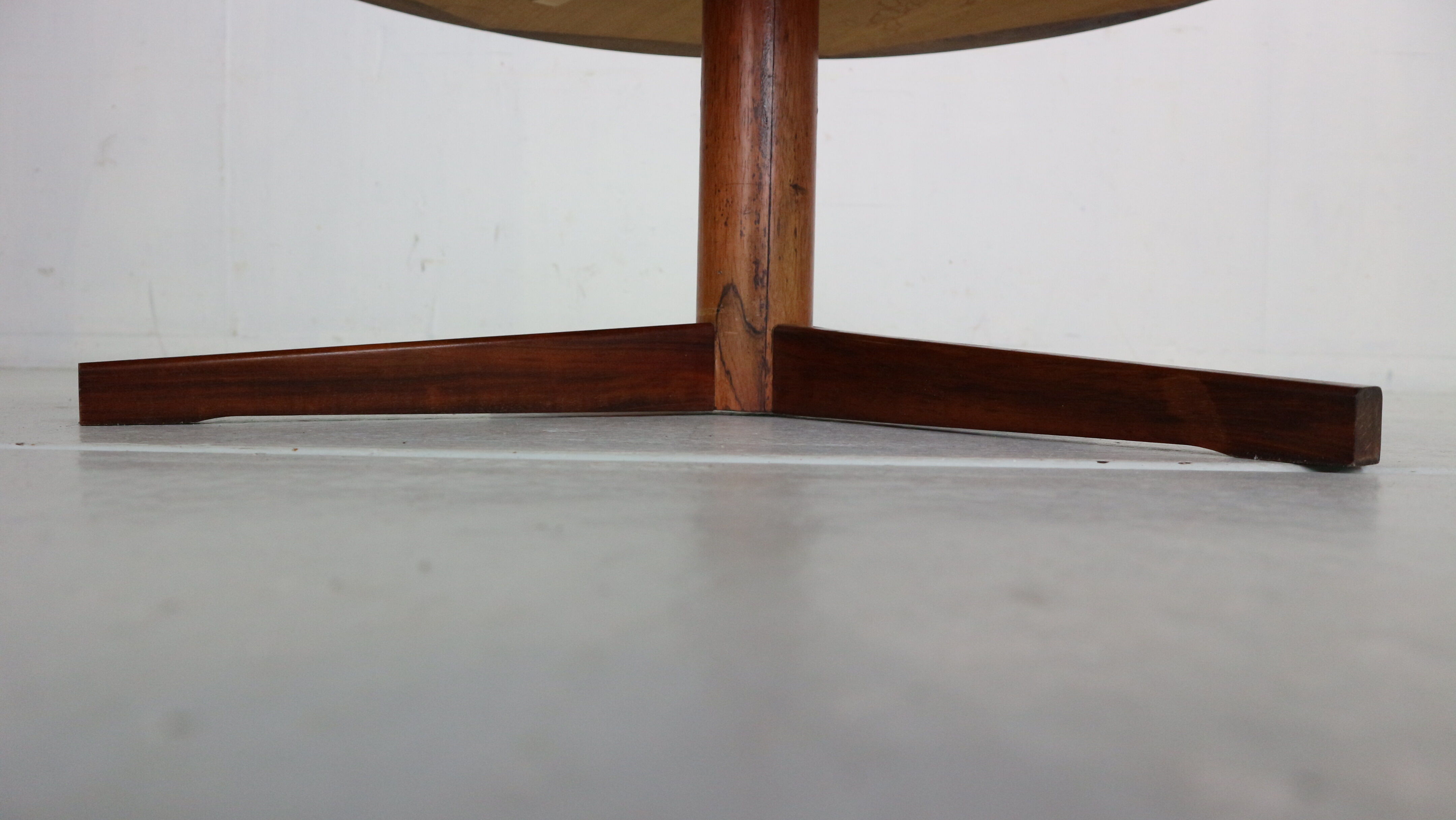 Mid century modern  round rosewood coffee table, 1960s denmark