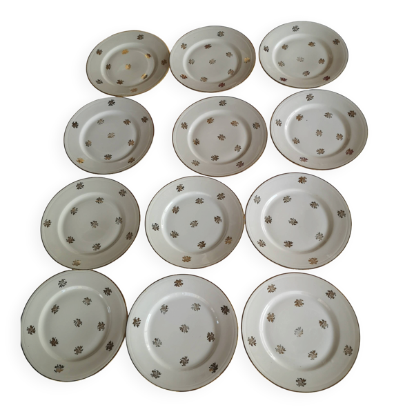 Service ancien – 12 assiettes plates en porcelaine française – décor floral