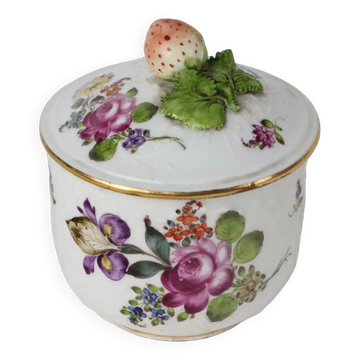 Antique sugar bowl in white porcelain Europe '800, painted ceramic
