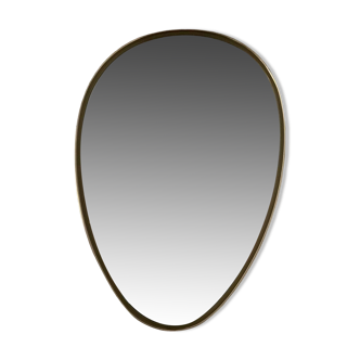 Asymmetrical free-form mirror from the 60s and 70s