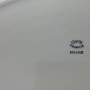 Oval serving dish of the faience factory of Gien model Old Pigalle