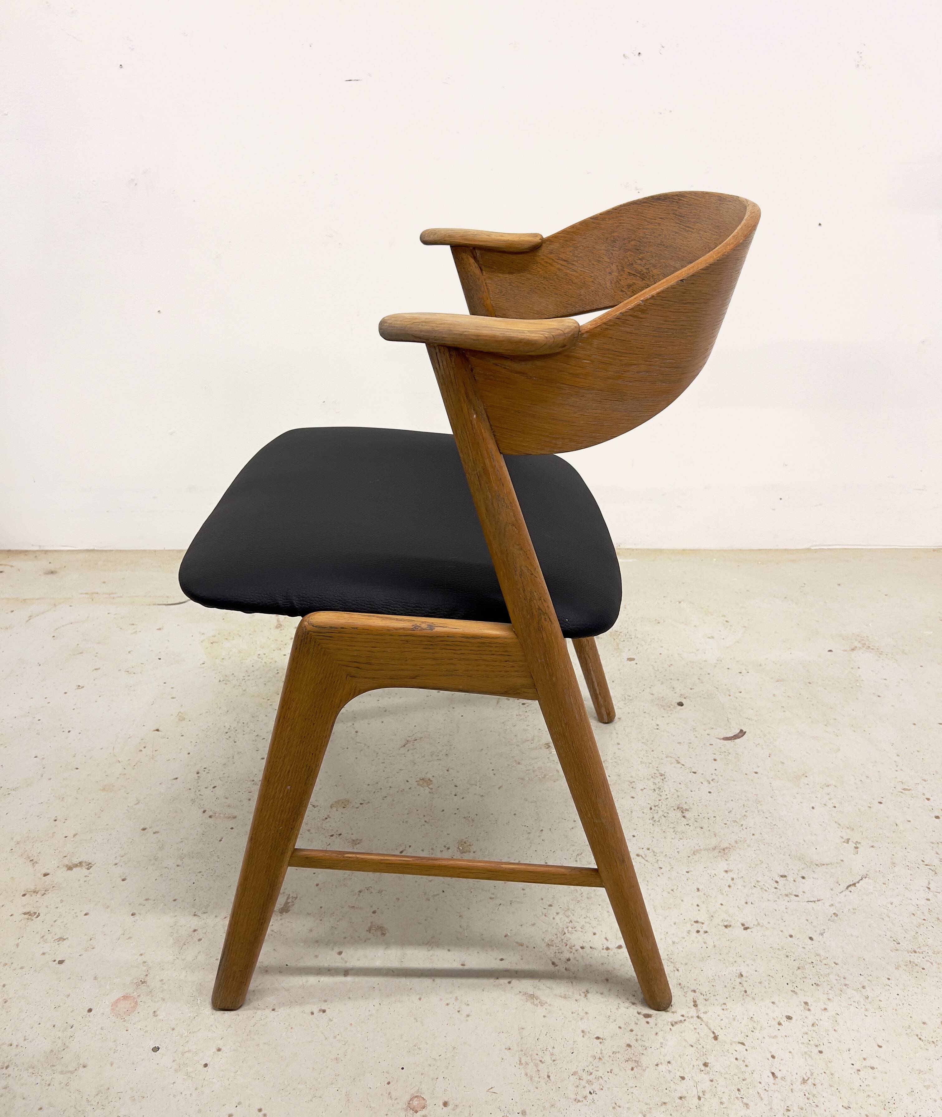Kai Kristiansen Model 32 Oak Dining Chair, Korup Møbelfabrik.