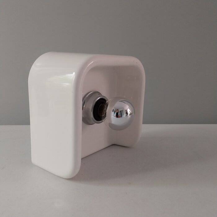 Italian wall light Makio Nasuike for Guzzini.