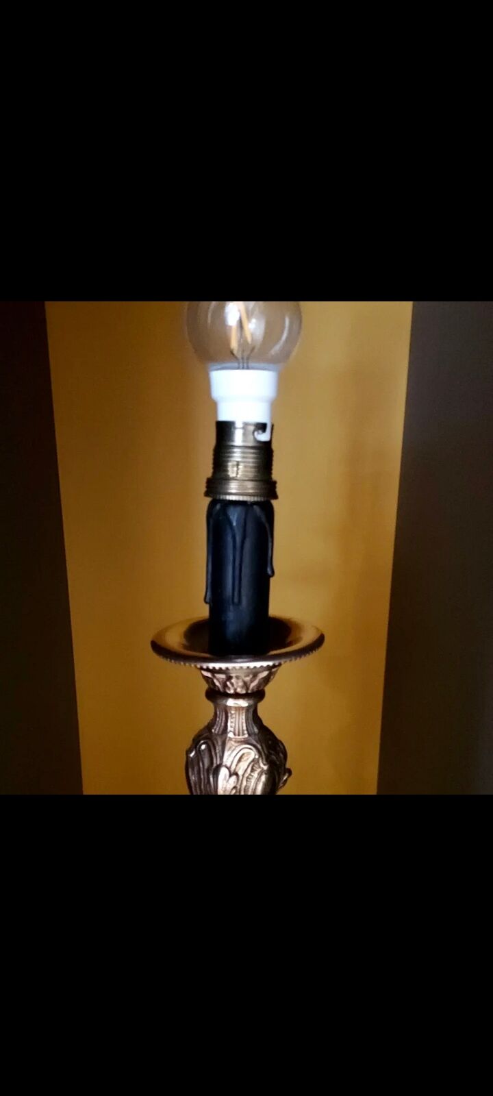 Gilded bronze lamp base