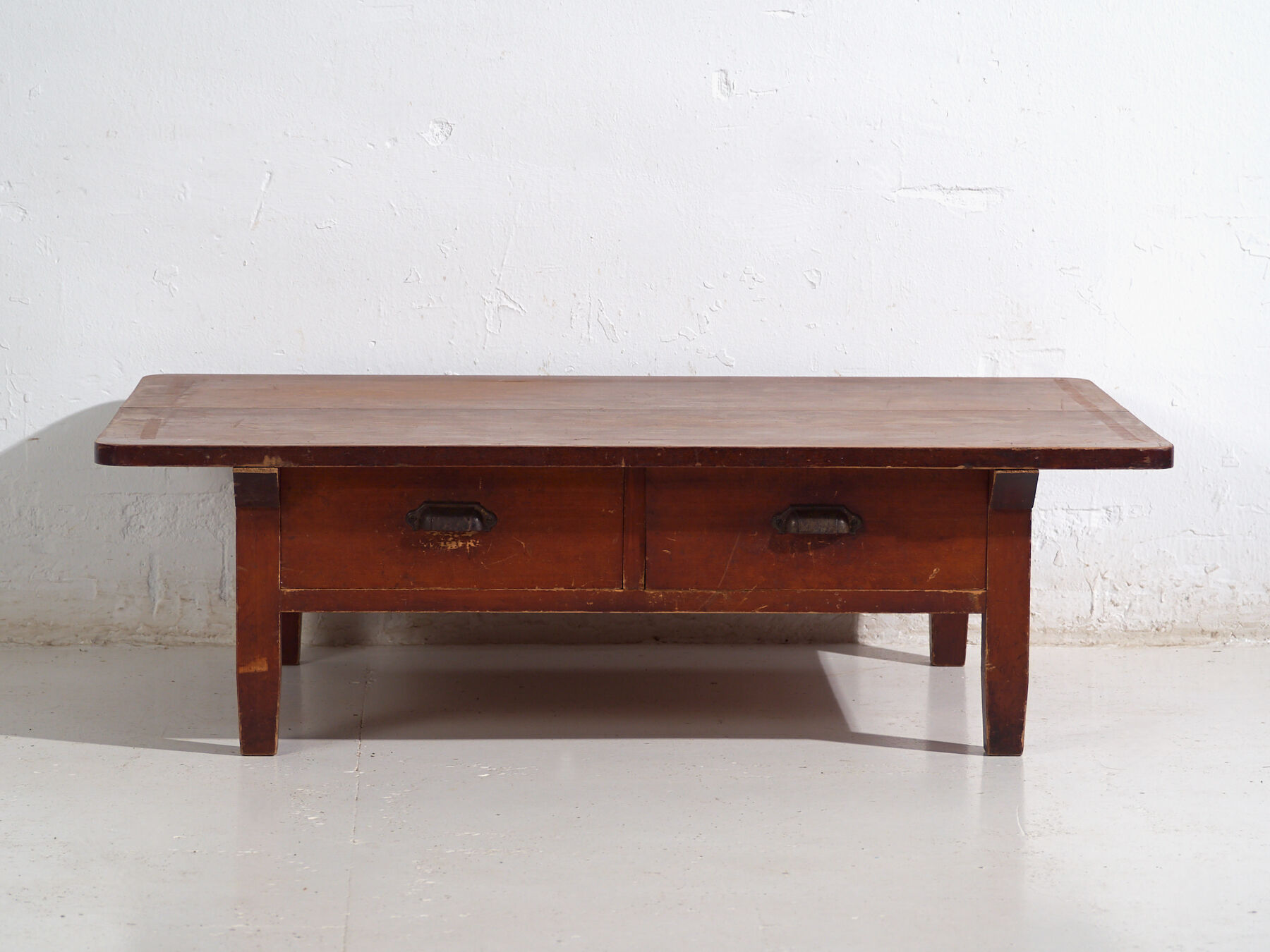 Table basse japonaise ancienne avec tiroirs – période Showa – vers 1930-1950