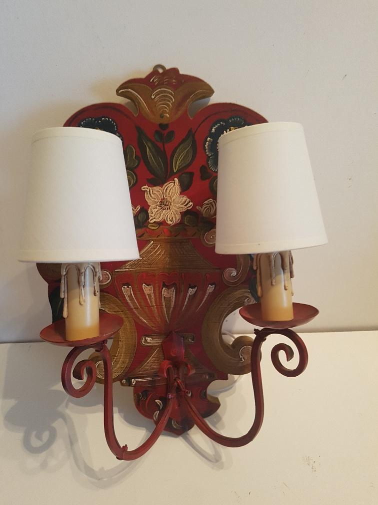 Paire d'appliques montagne vintage bois peint