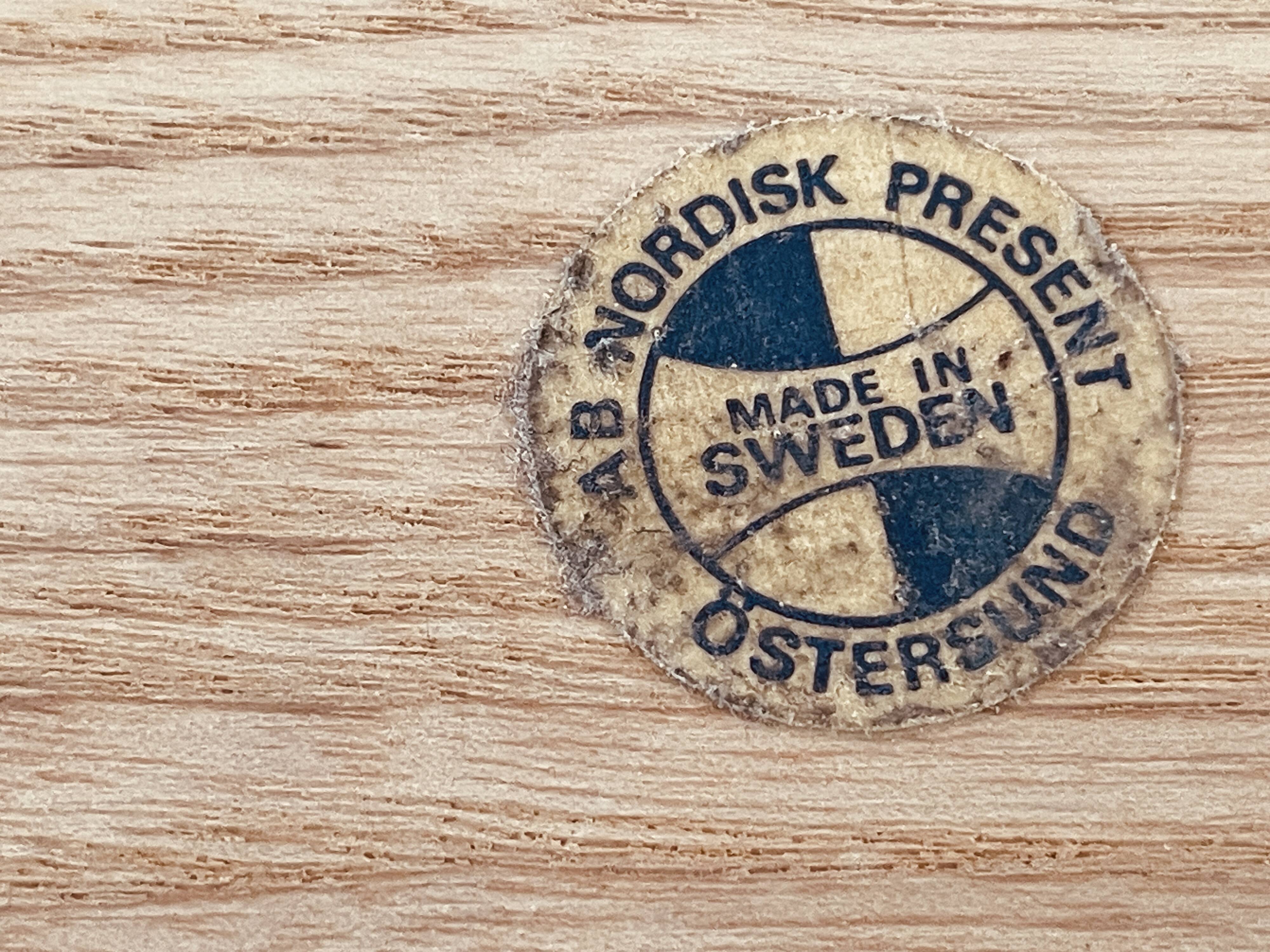 Solid wood bowl/plateau – vintage Scandinavian design – Sweden