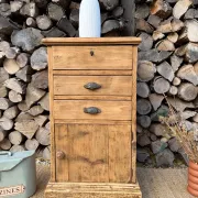 Solid wood chiffonier / Storage furniture