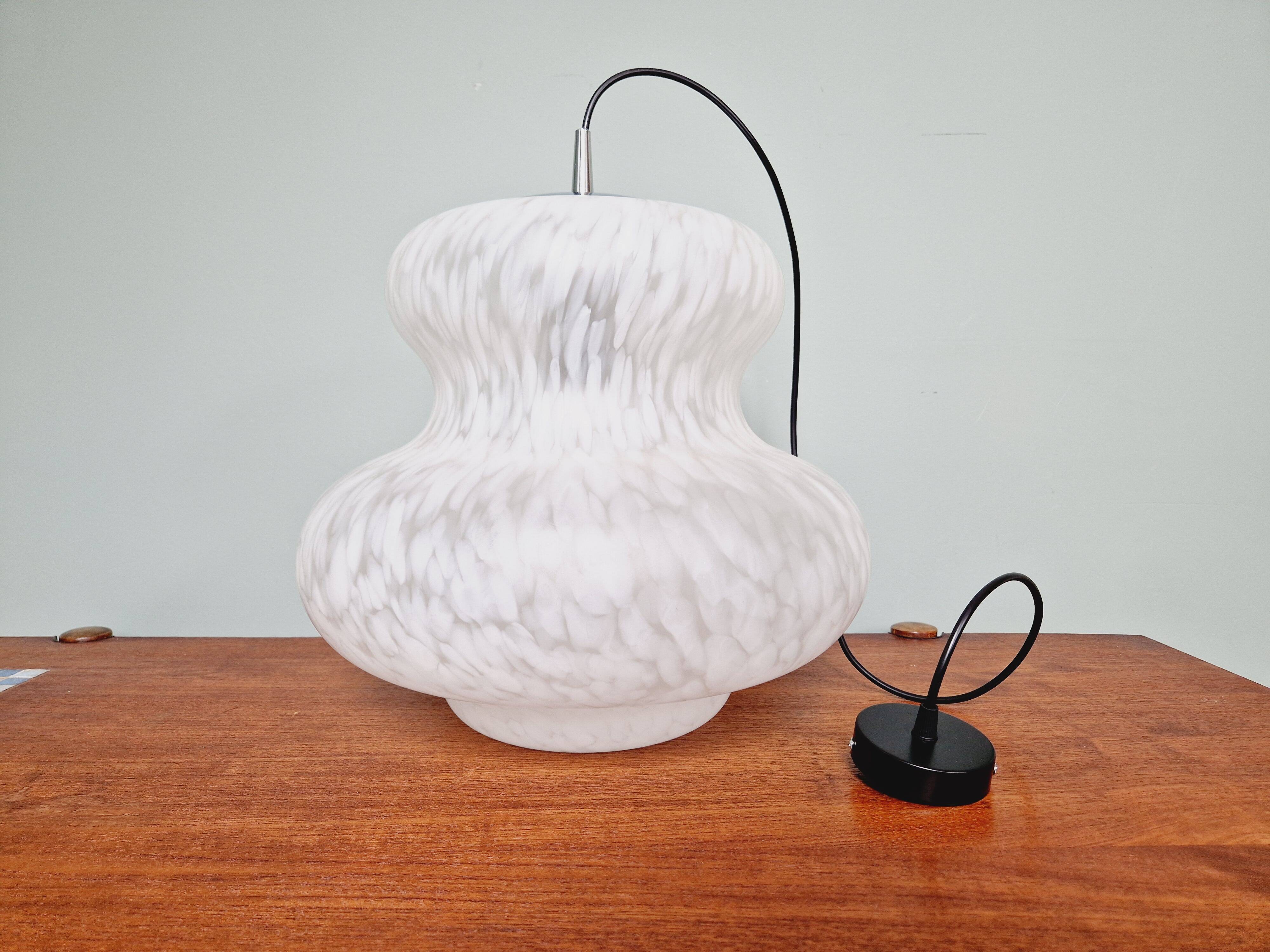 Large Space Age pendant light in speckled glass, Peill & Putzler, 1970s