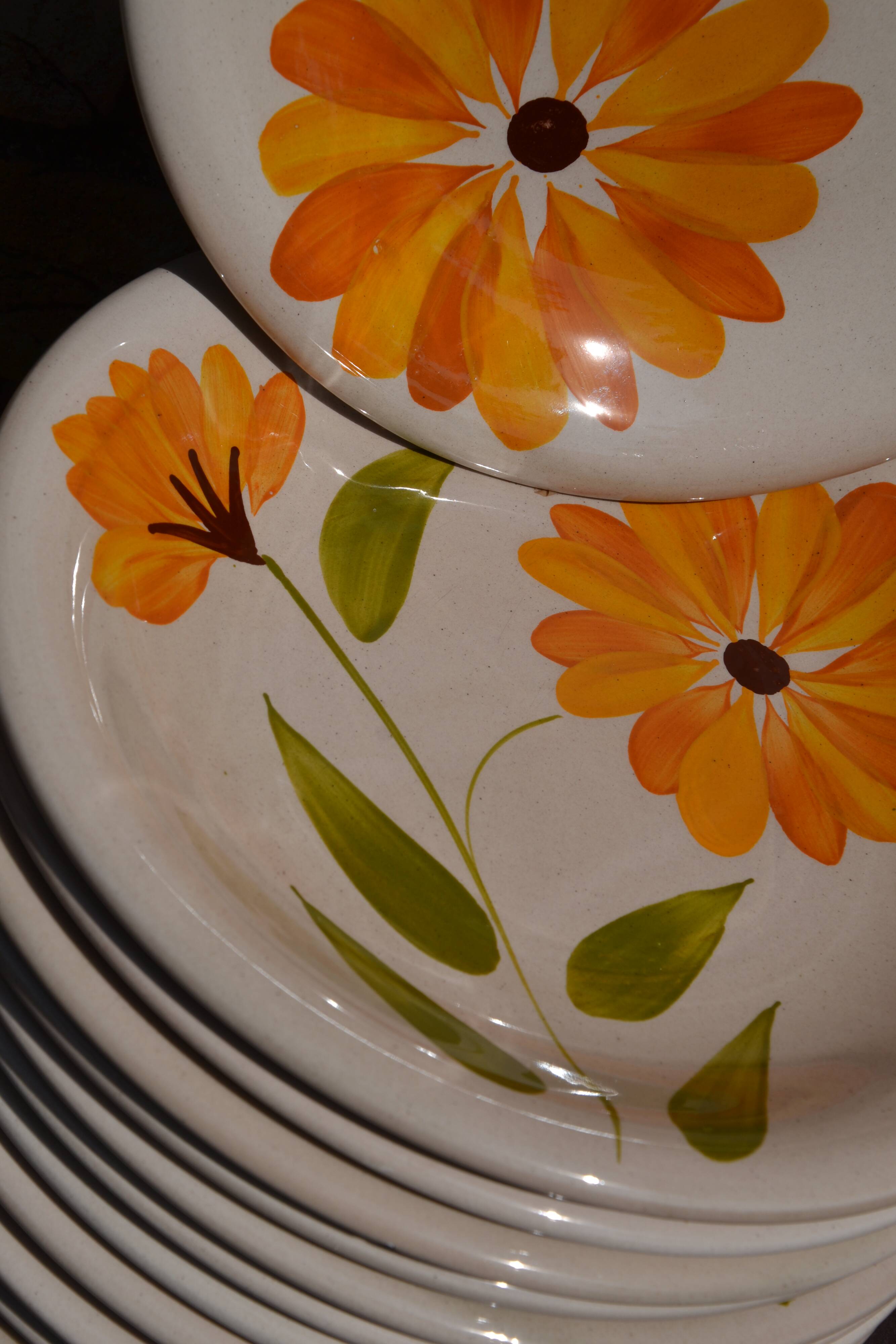 12 assiettes "Primula" Italy vintage