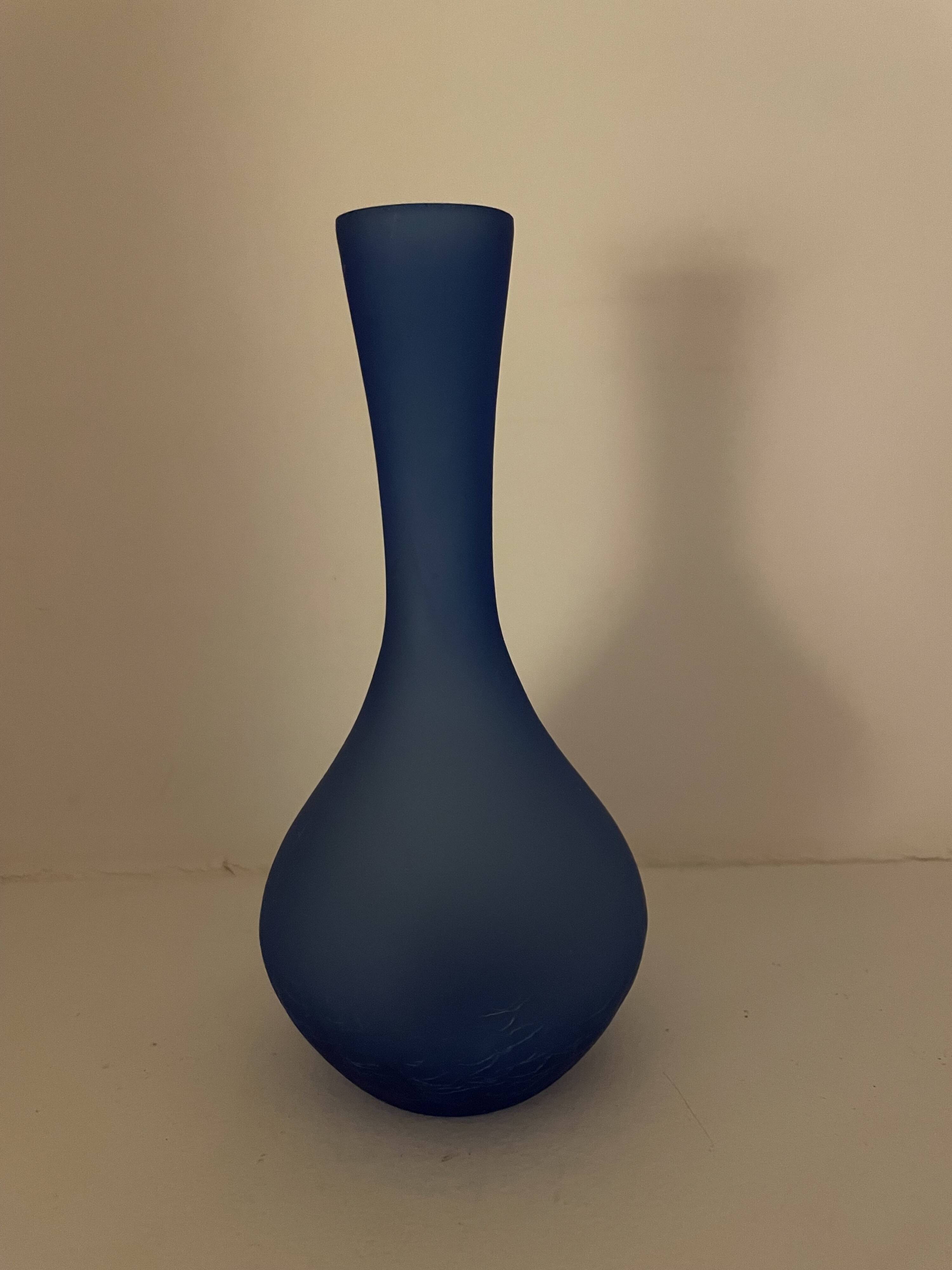 Set of 10 decorative items