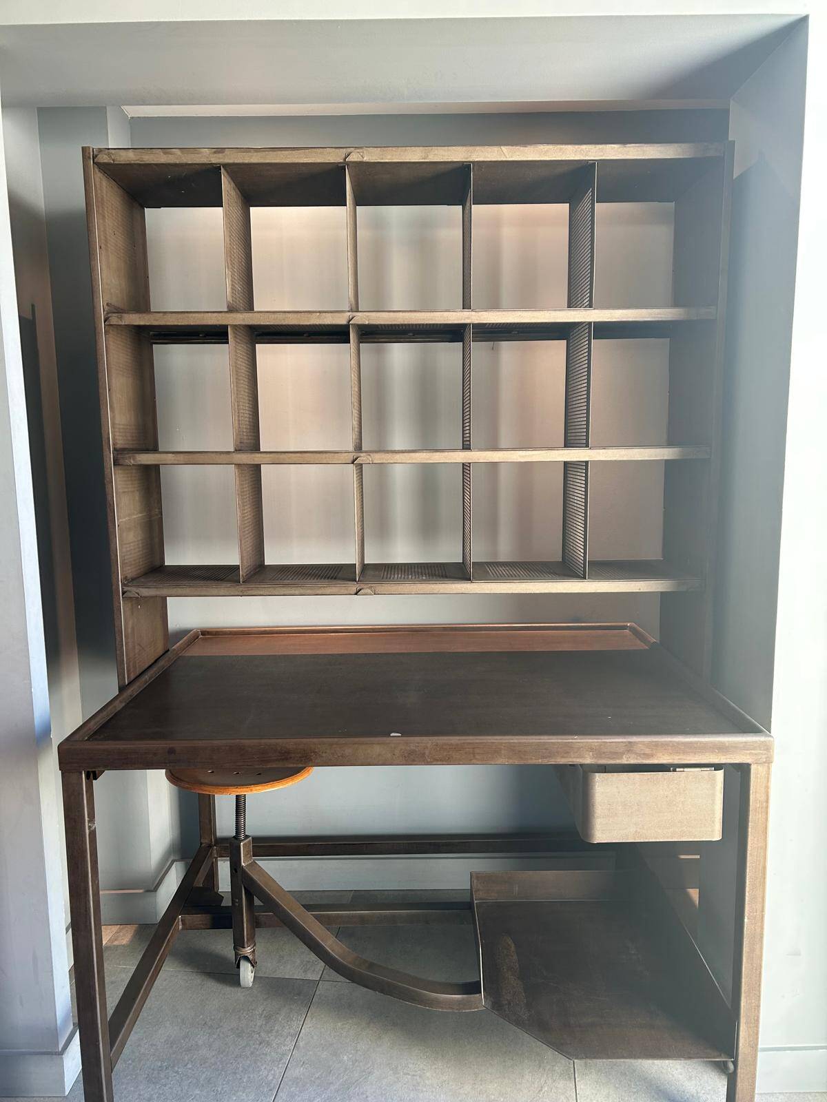 Postal sorting furniture with stool